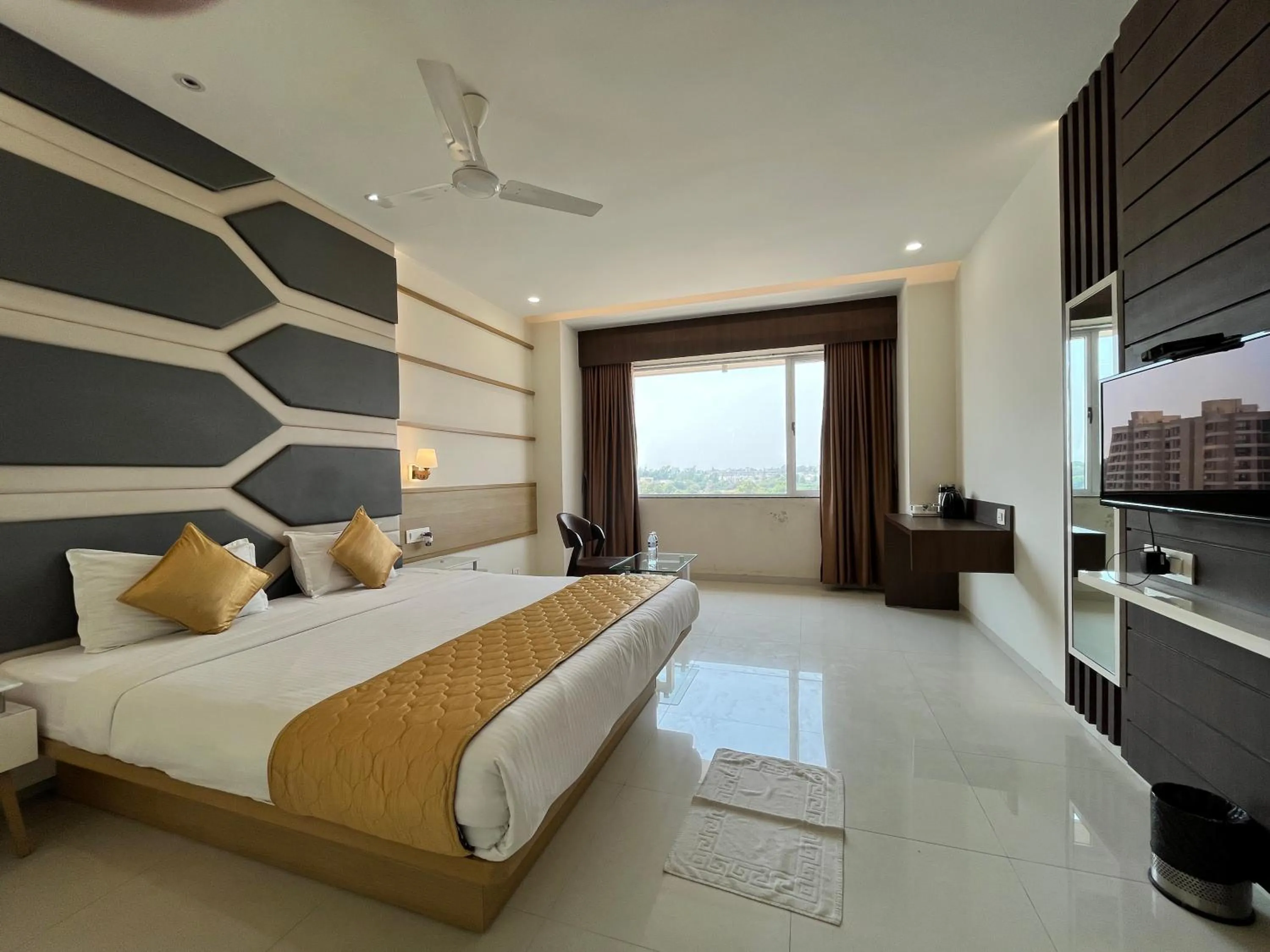 Bedroom, Bed in Hotel Grand Darshan Vadodara