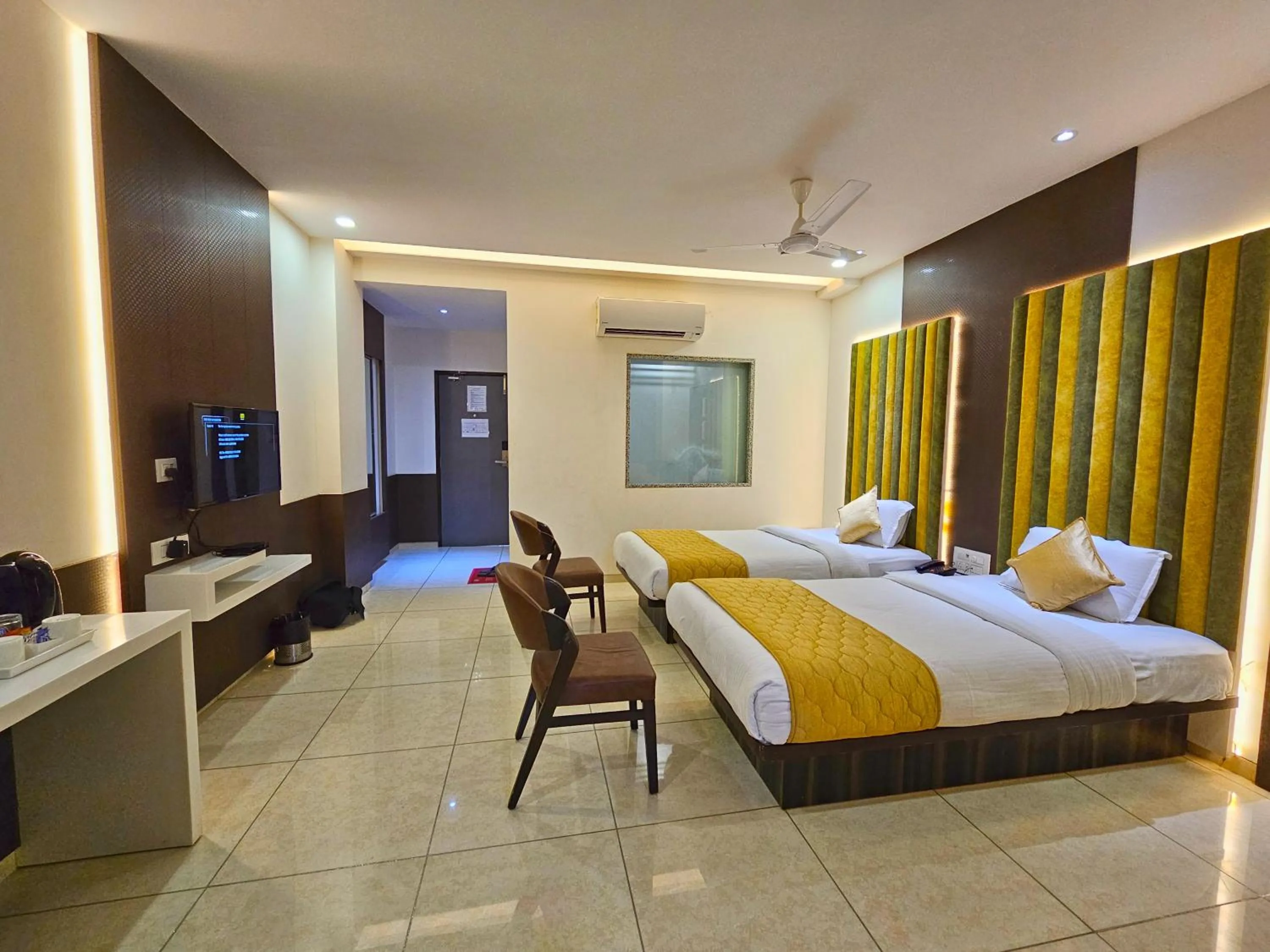 Bedroom, Bed in Hotel Grand Darshan Vadodara