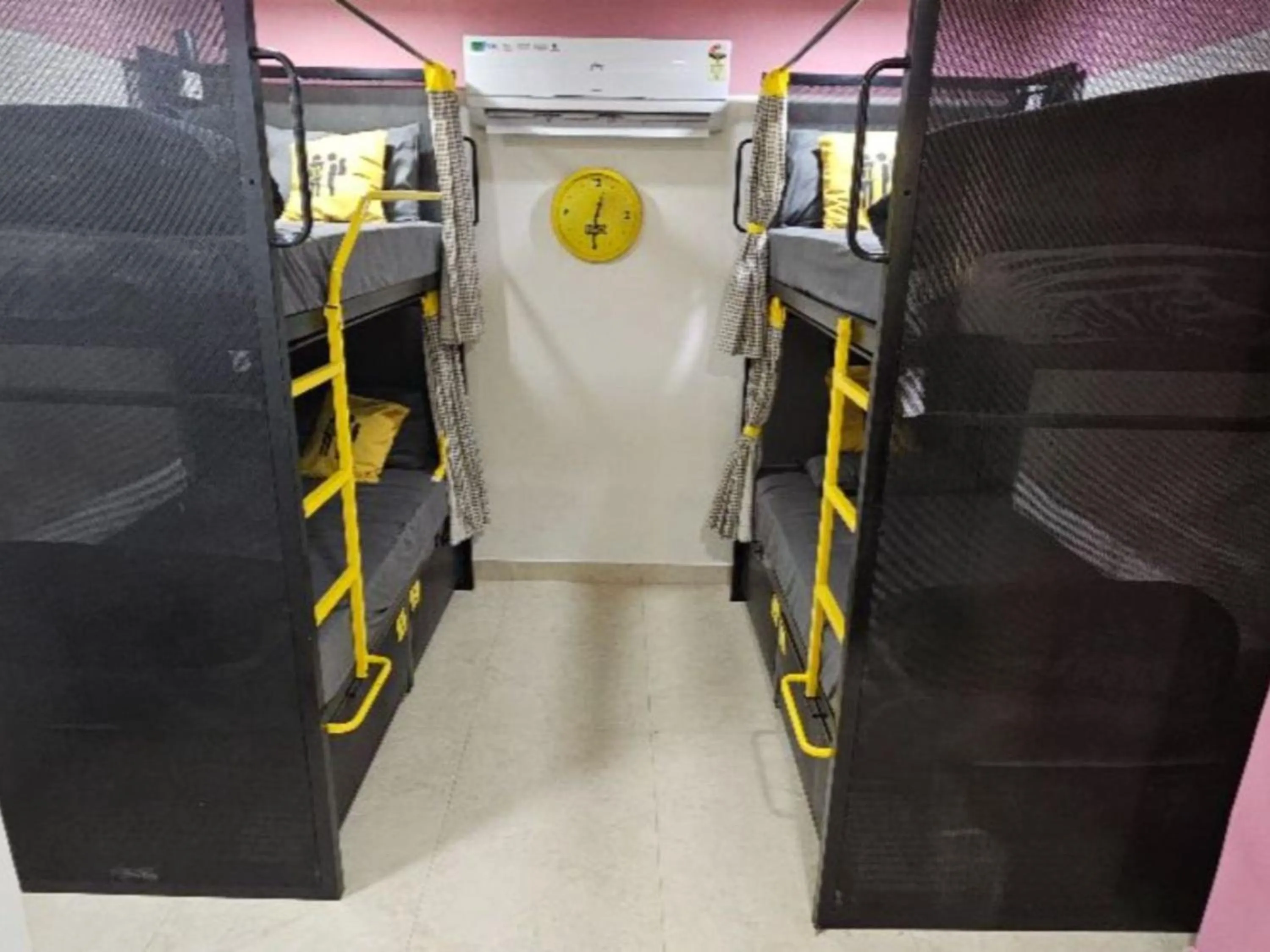 bunk bed in The Hosteller Jaipur, MI Road