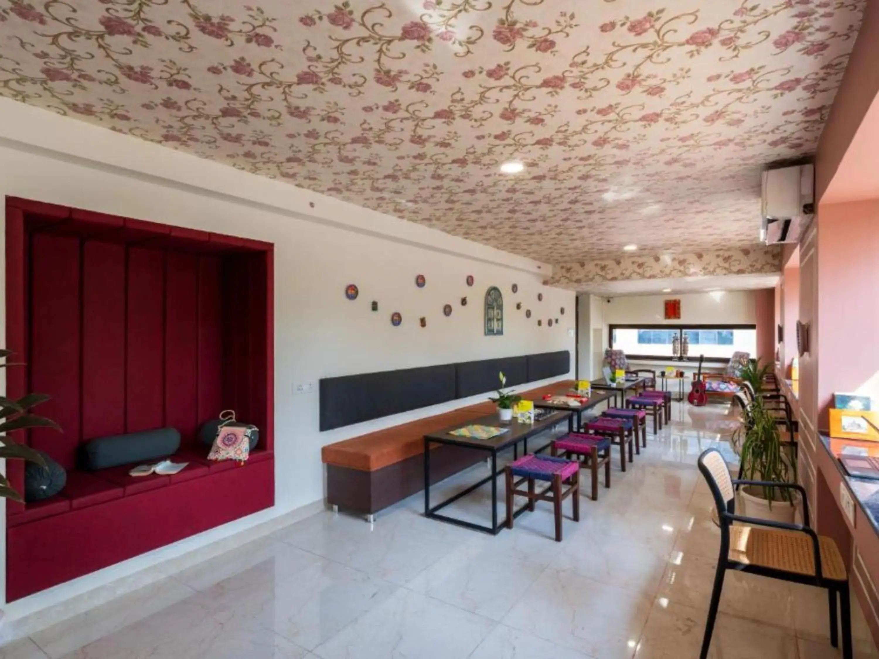 Photo of the whole room in The Hosteller Jaipur, MI Road Photo of the whole room in The Hosteller Jaipur, MI Road