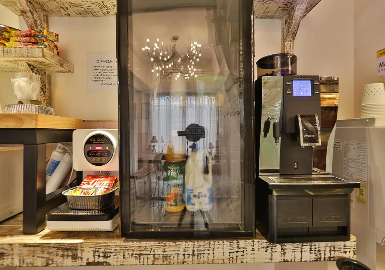 February Hotel Gimhae