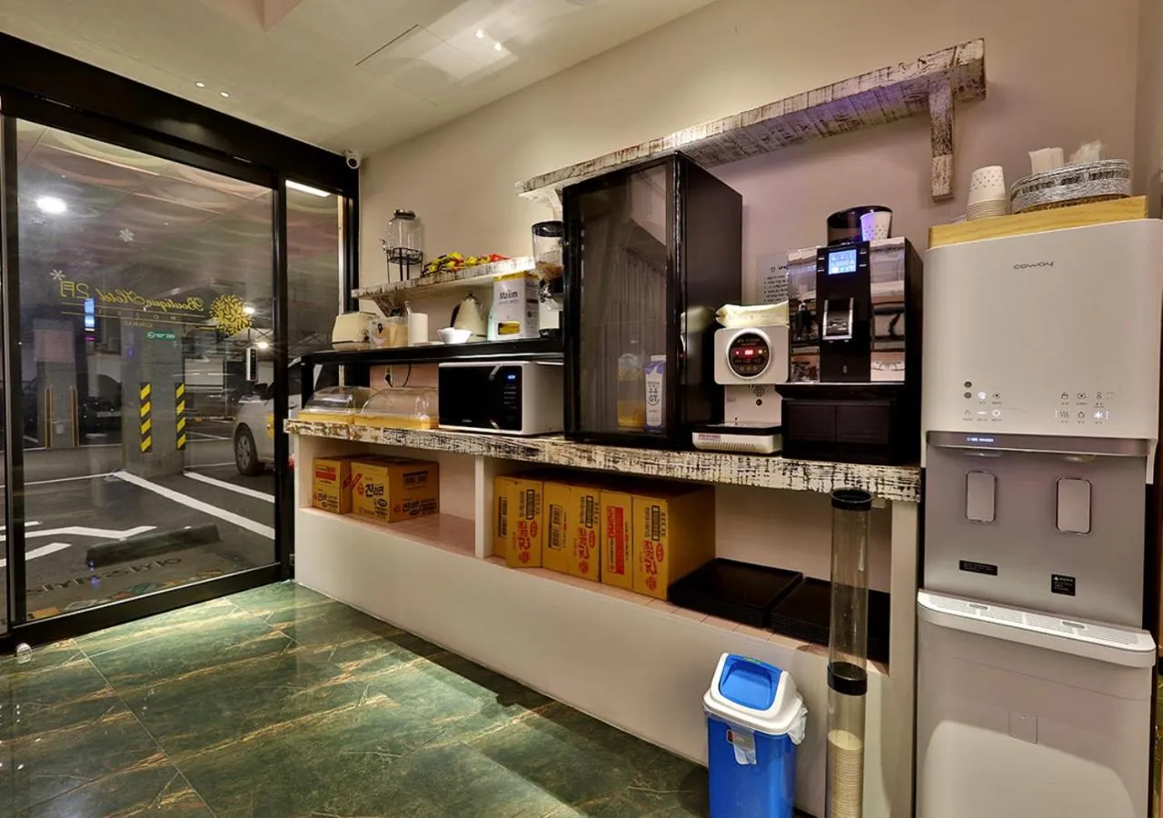 February Hotel Gimhae