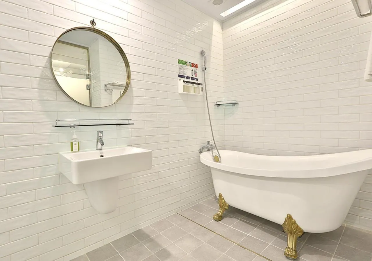 Bathroom in February Hotel Gimhae