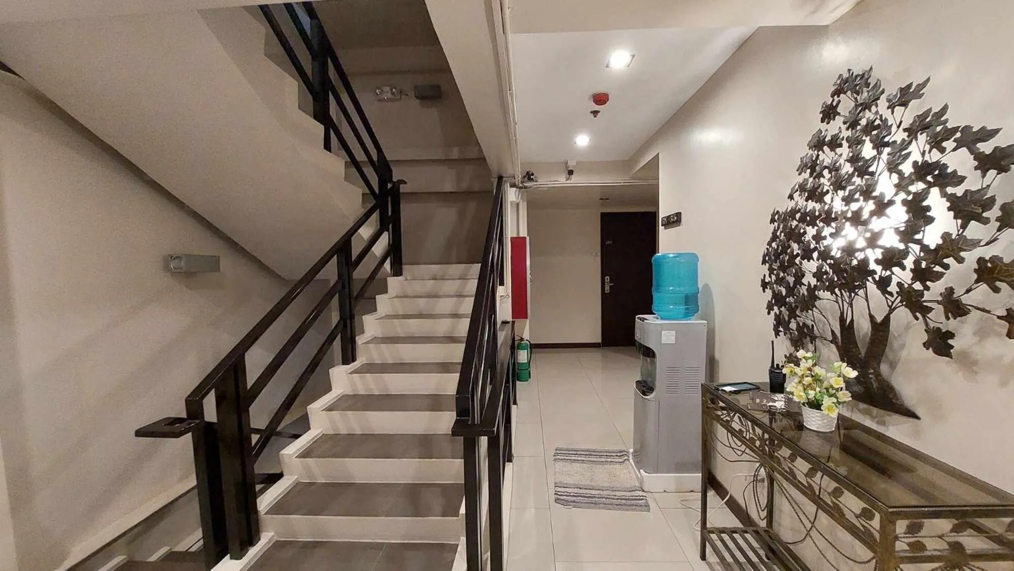 Property building in Regina Hometel