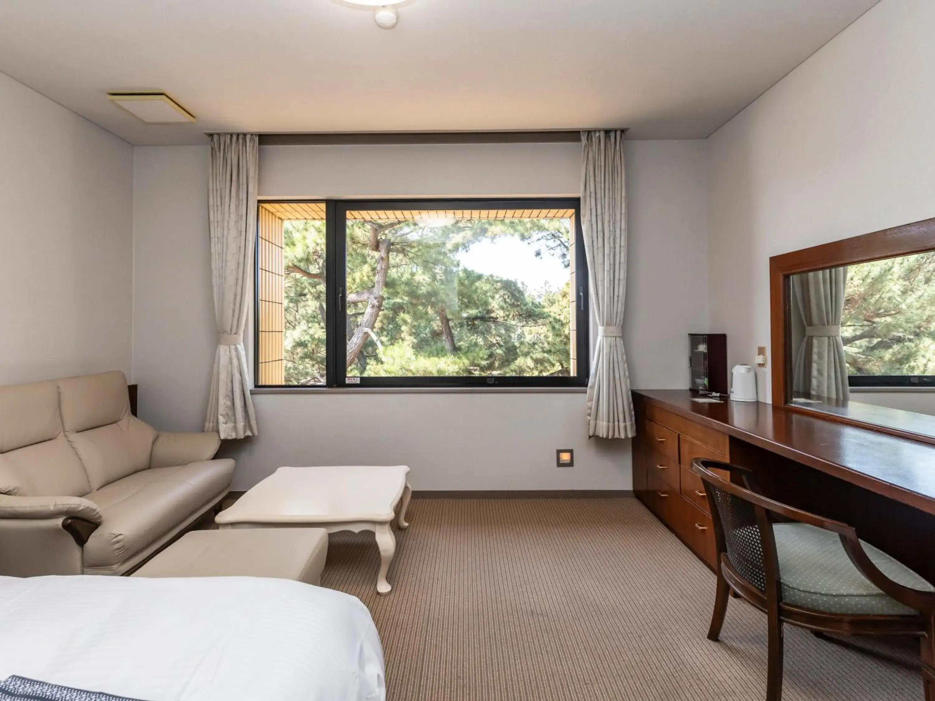 Queen Room - single occupancy in Tabist Kotohikisou Queen Room - single occupancy in Tabist Kotohikisou