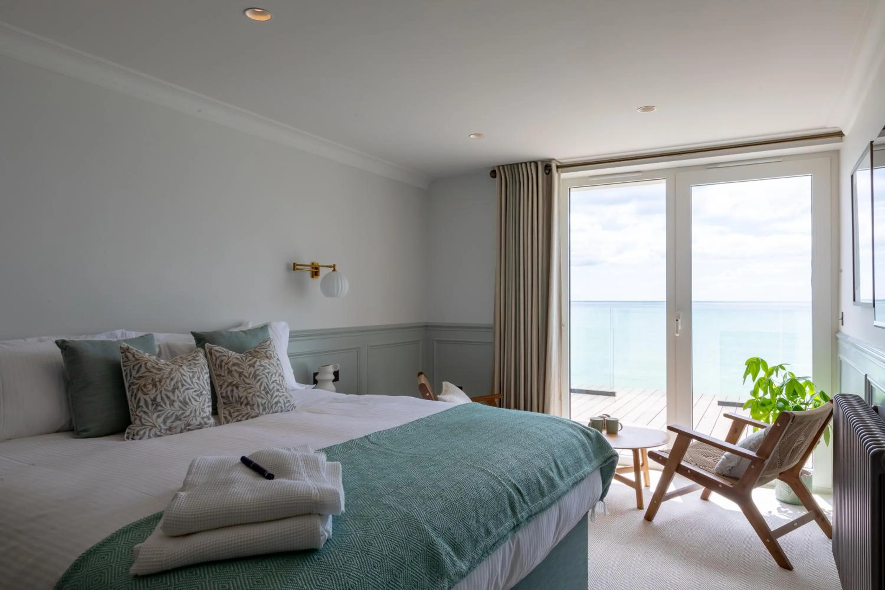 Deluxe Double or Twin Room with Sea View in The Albion