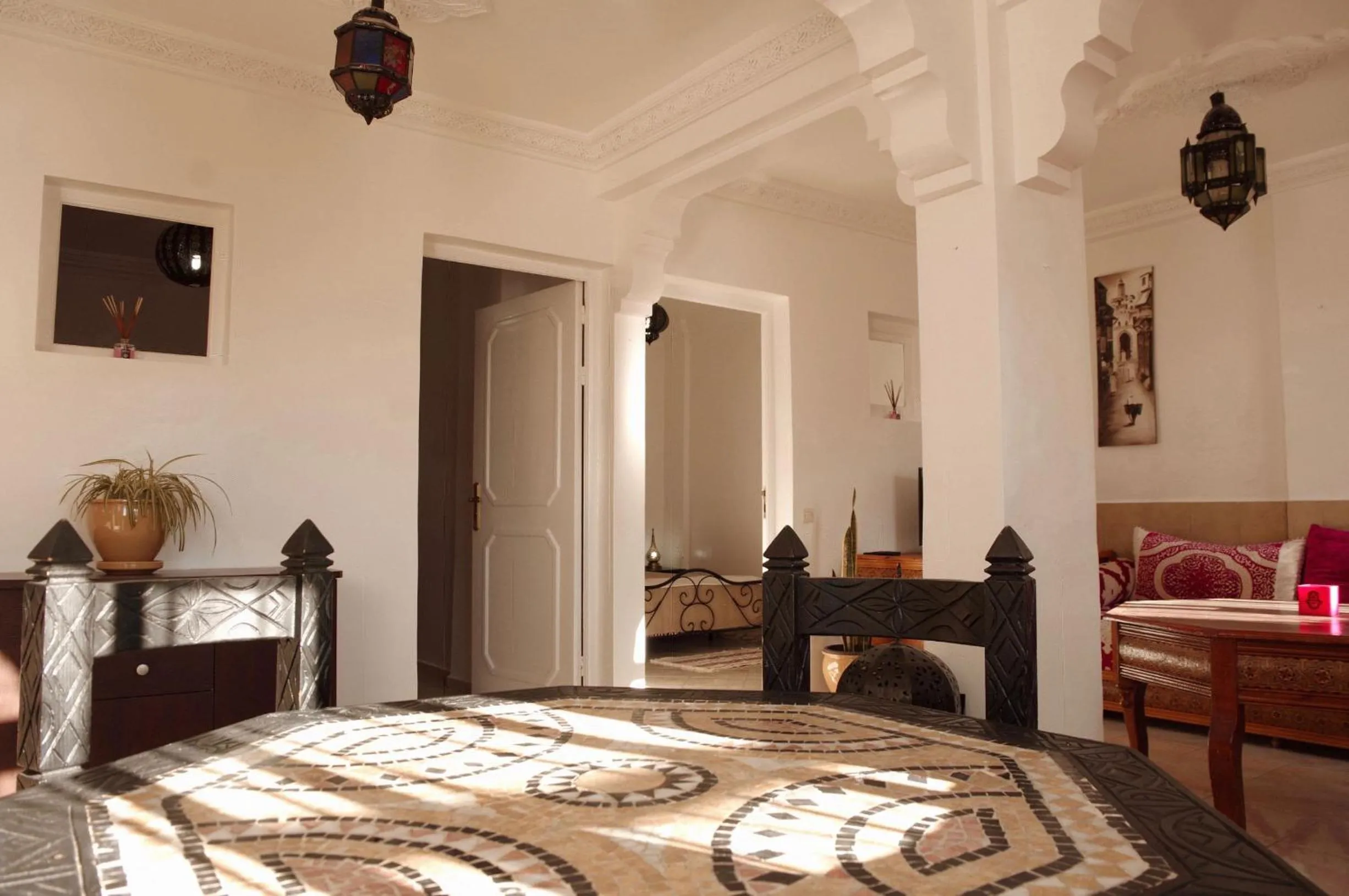 Dining area, Bed in Dar Océana