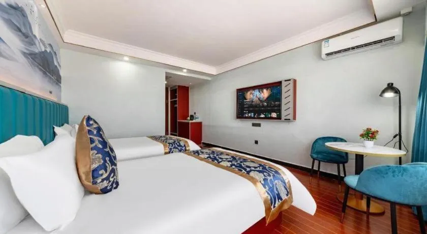 Bed in Yue Lai Yue Hotel