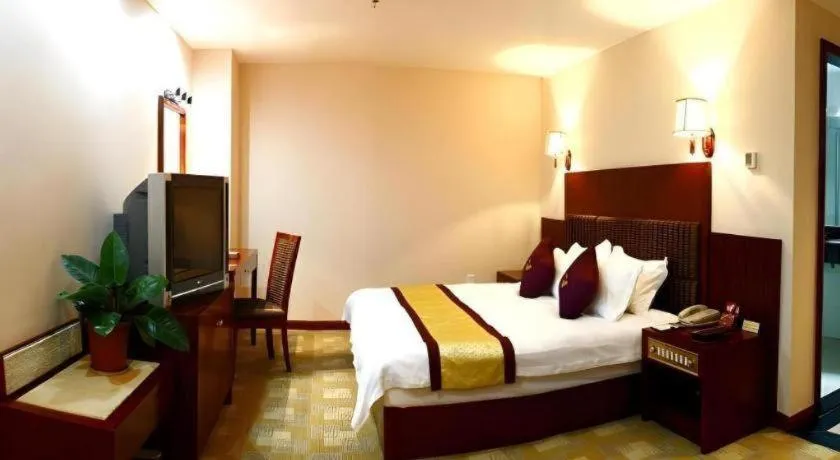 Bed in Yue Lai Yue Hotel