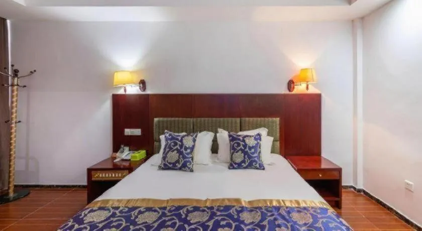 Bed in Yue Lai Yue Hotel