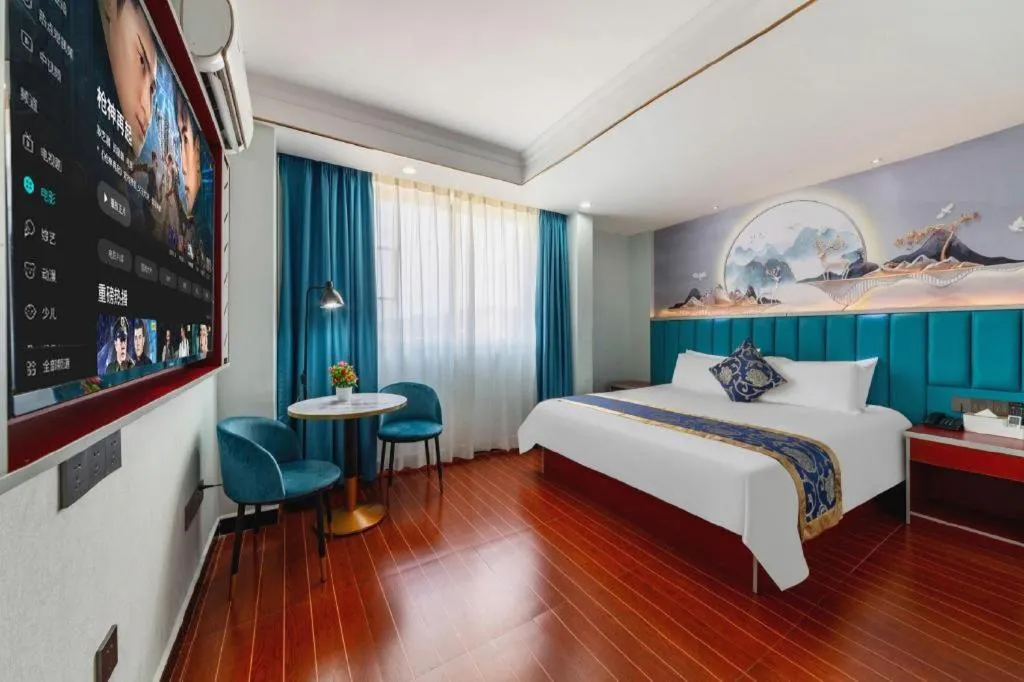 Bed in Yue Lai Yue Hotel