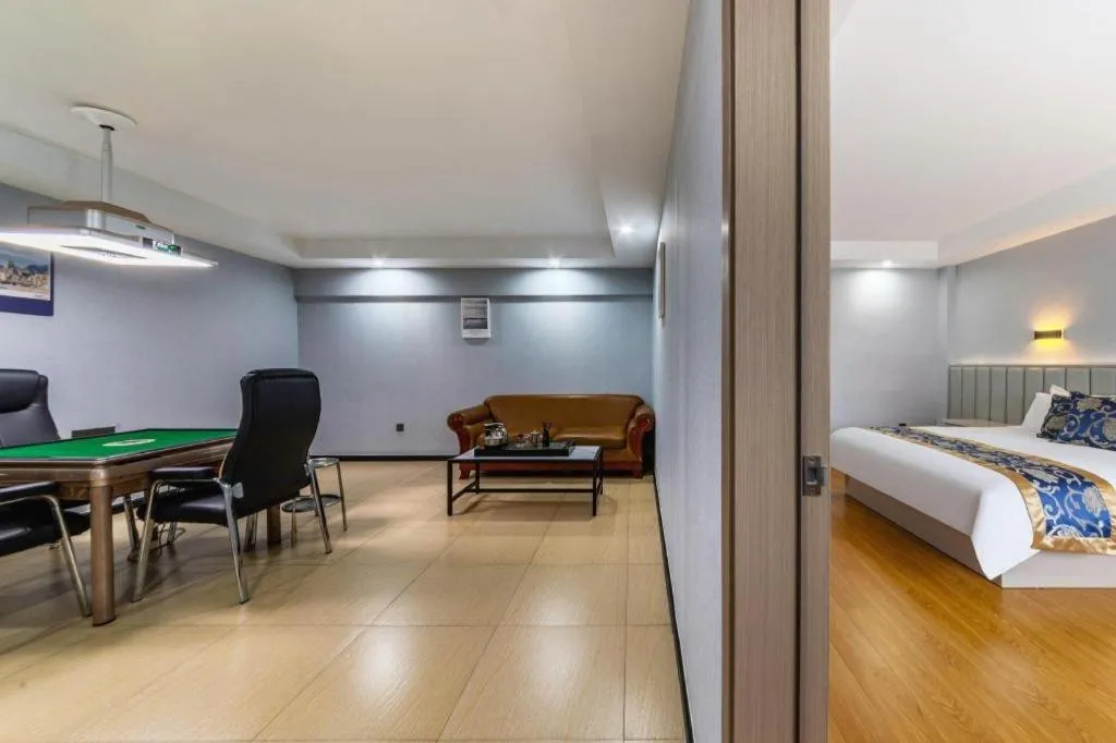 Bed in Yue Lai Yue Hotel