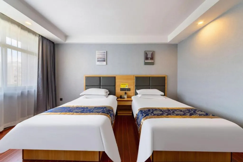 Bed in Yue Lai Yue Hotel