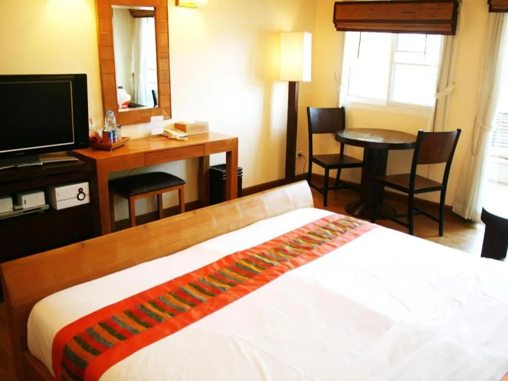 Bed in Gerard Habitat Hotel