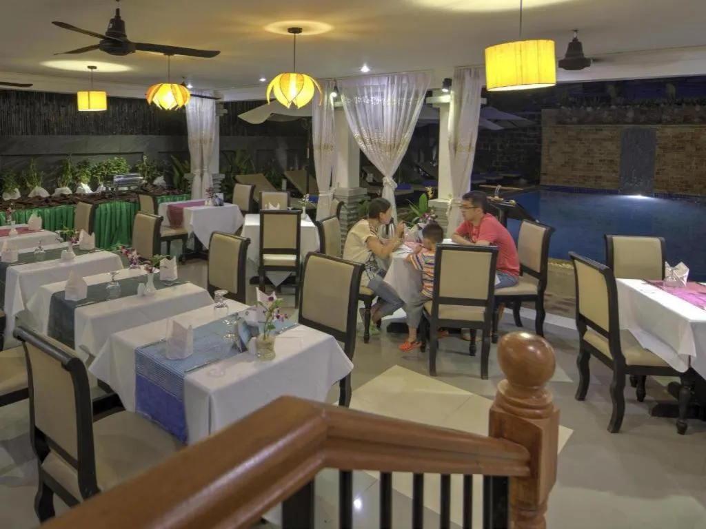 Popular Boutique Hotel