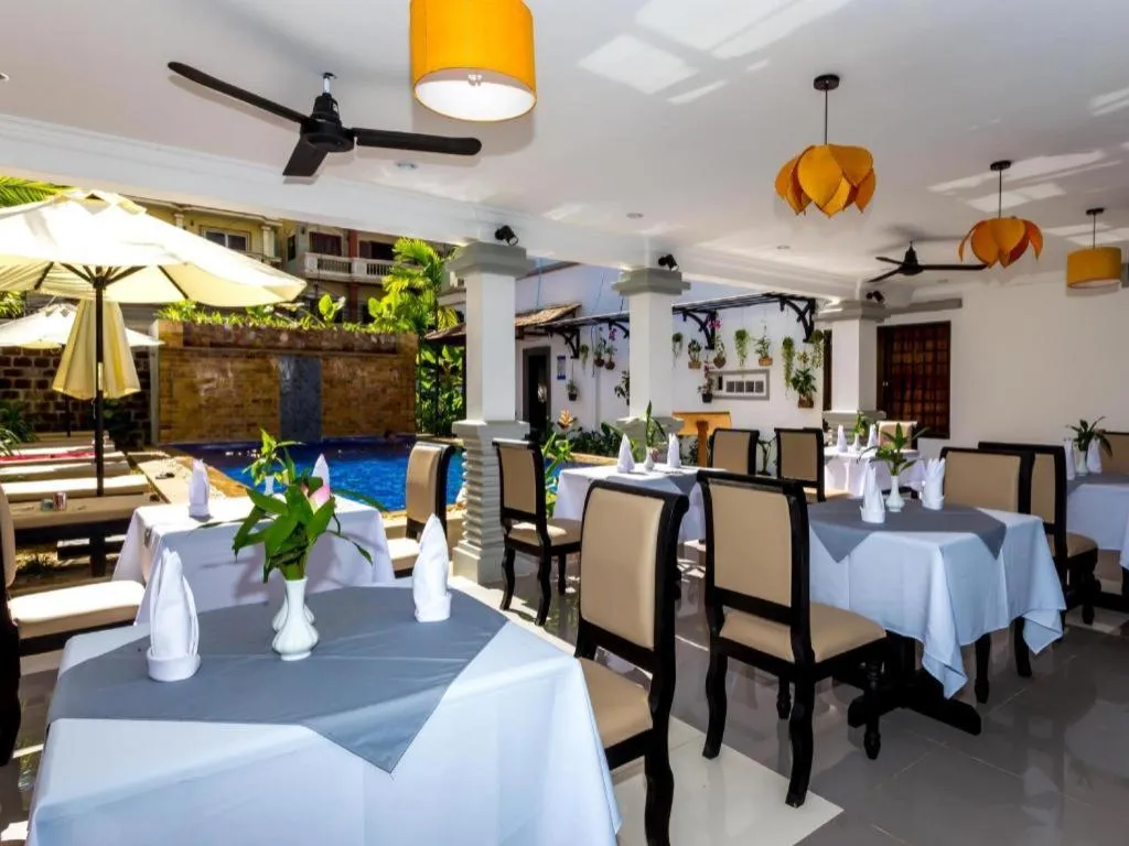 Popular Boutique Hotel