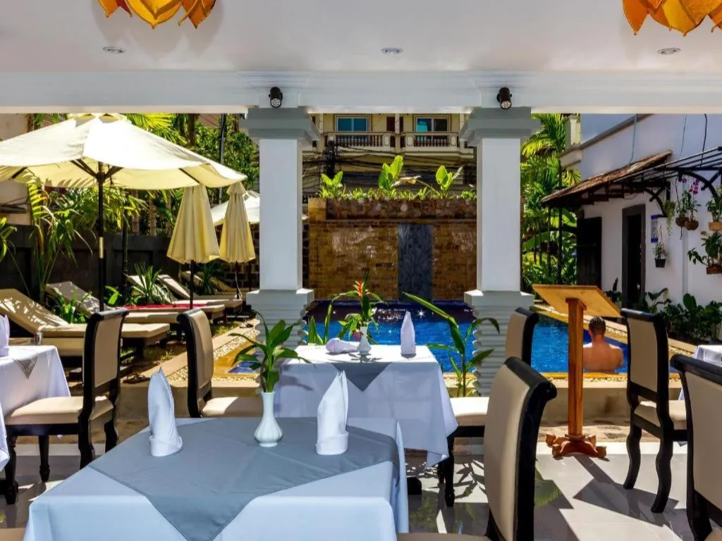 Popular Boutique Hotel