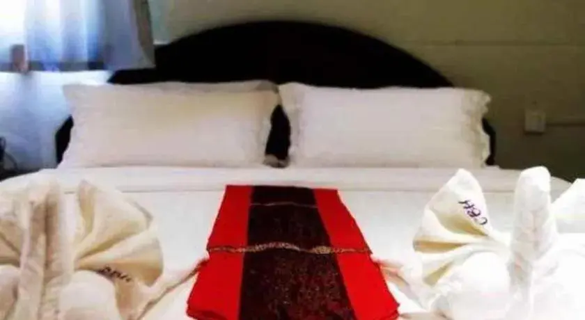 Bed in New Lao Paris Hotel Bed in New Lao Paris Hotel