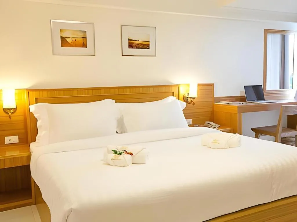 Bed in Muanmanee Boutique Hotel