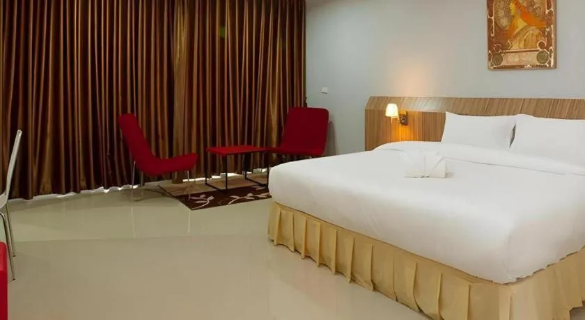 Bed in Soontree House Hotel