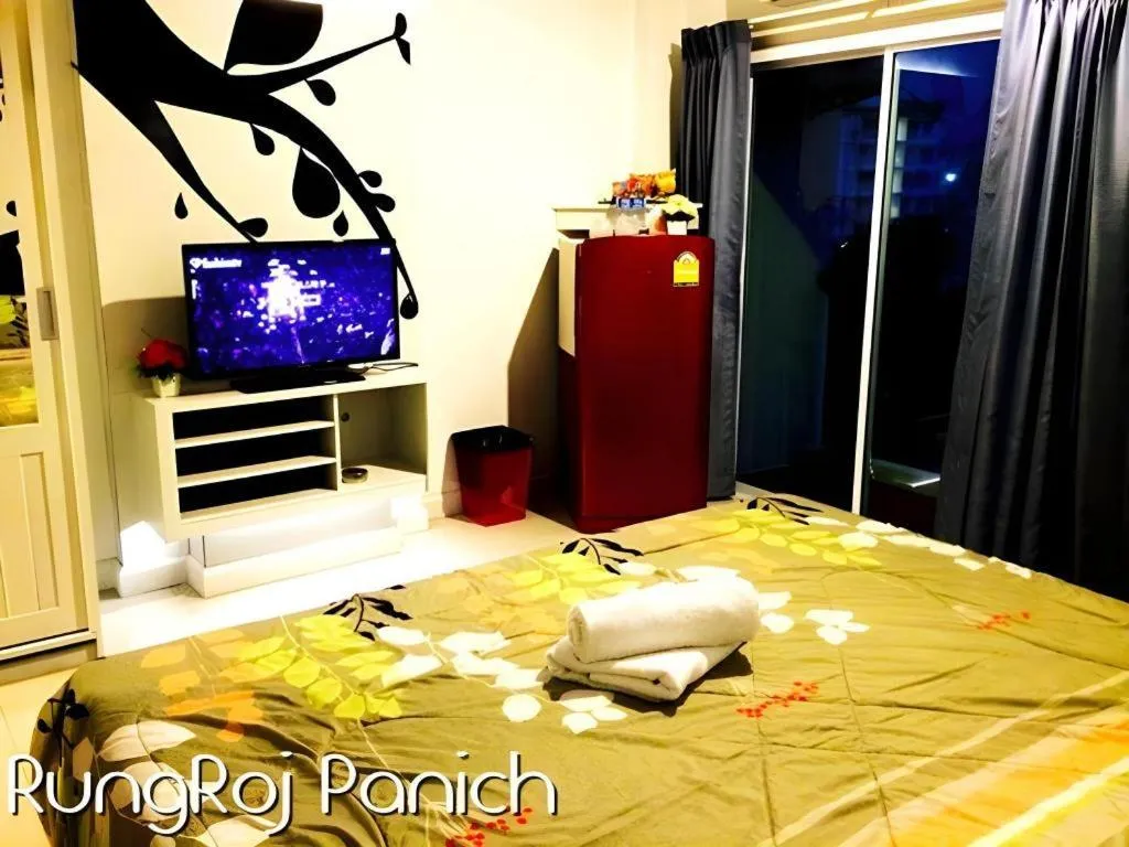 Bed in RungRoj Panich Hotel