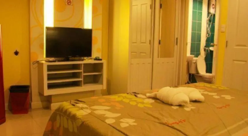 Bed in RungRoj Panich Hotel