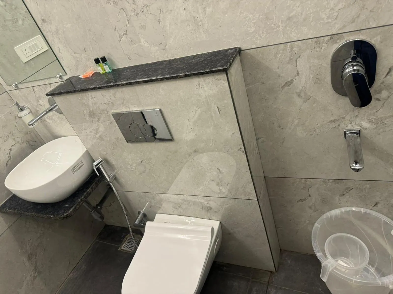 Shower in THE URBAN VILLA