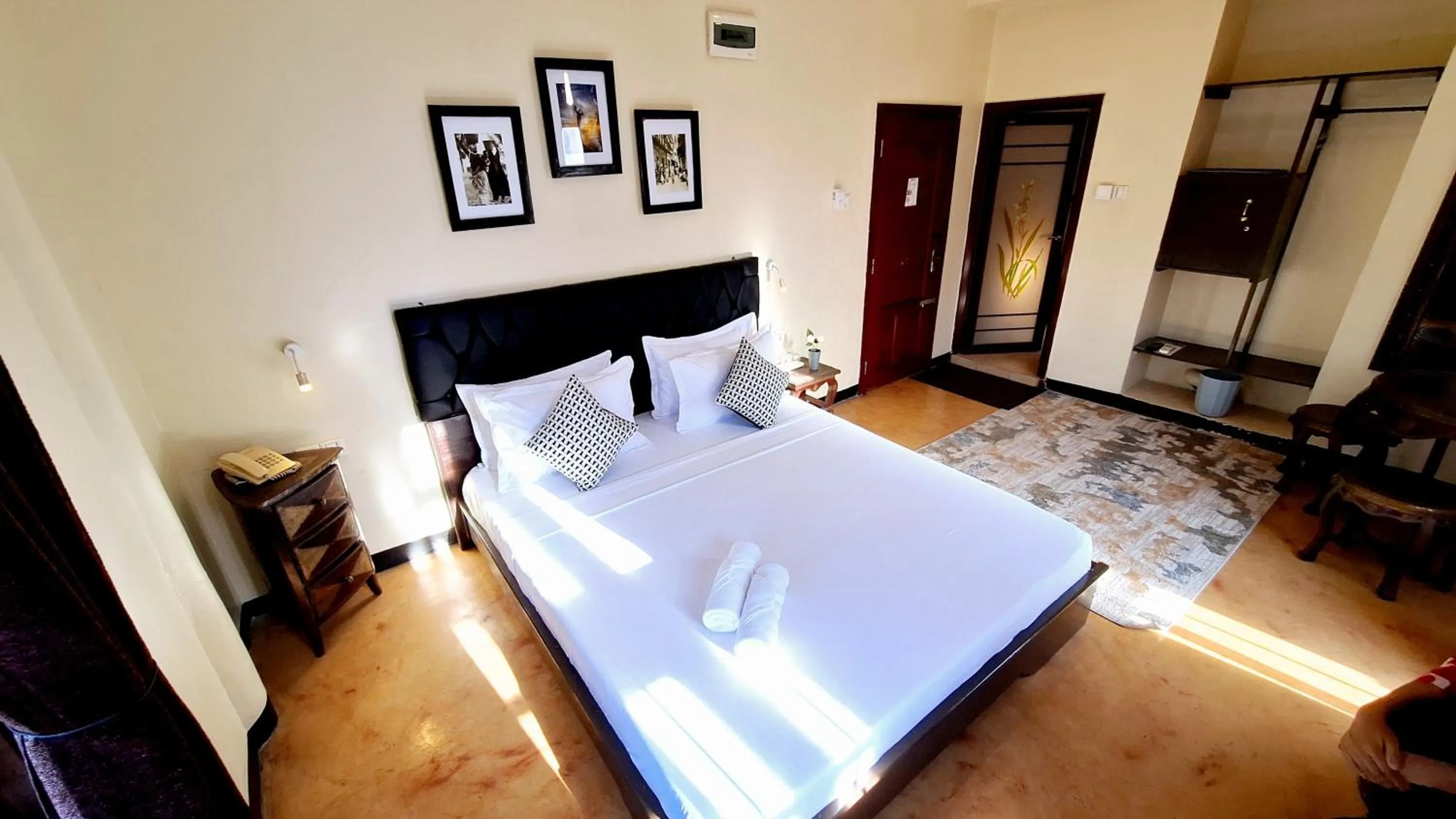 Bedroom, Bed in Rumaisa Hotel