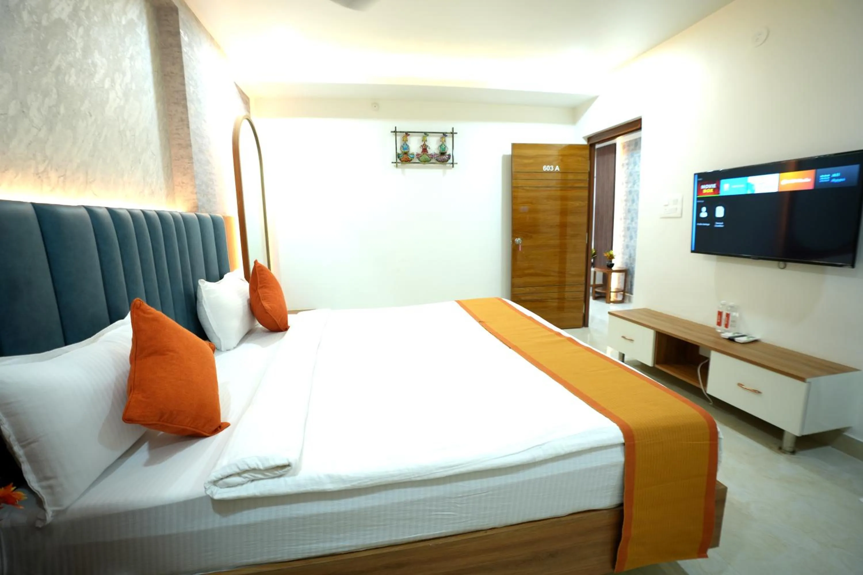 Photo of the whole room, Bed in Hotel Viola Suites Madhapur, Business Hotel