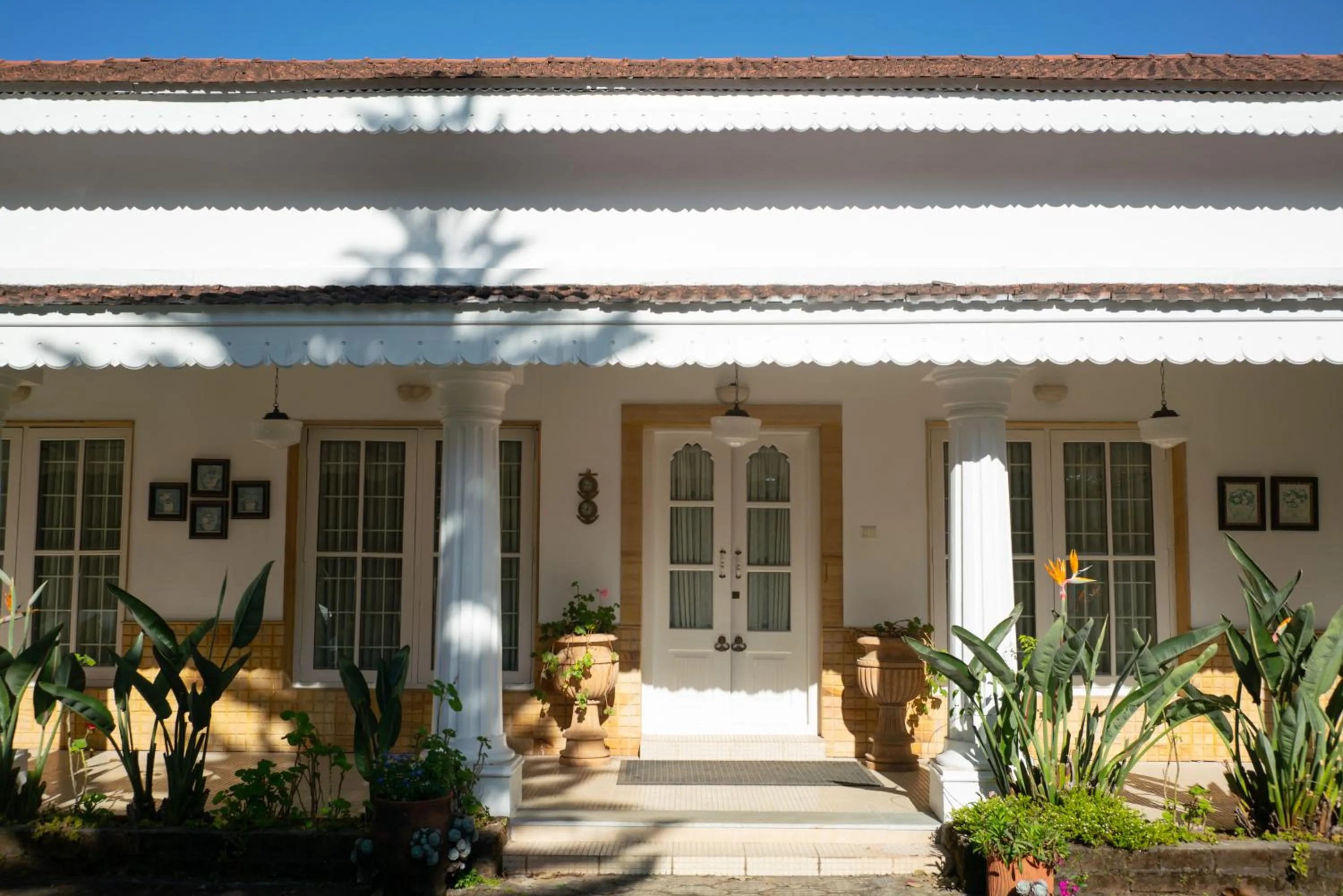 Facade/entrance in Marlihill Bungalow - A CGH Earth SAHA Experience