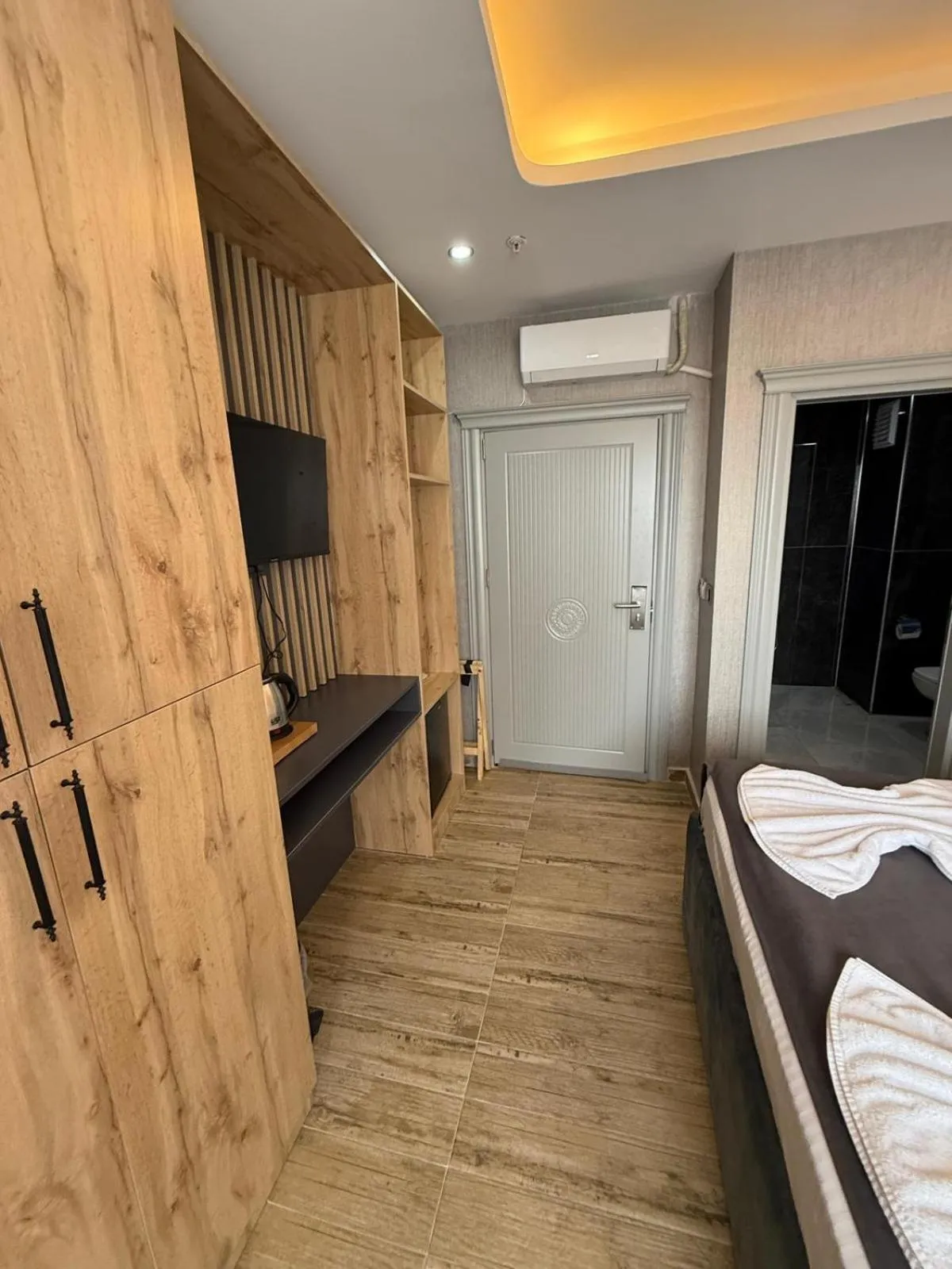 TV and multimedia, Bed in world say hotel