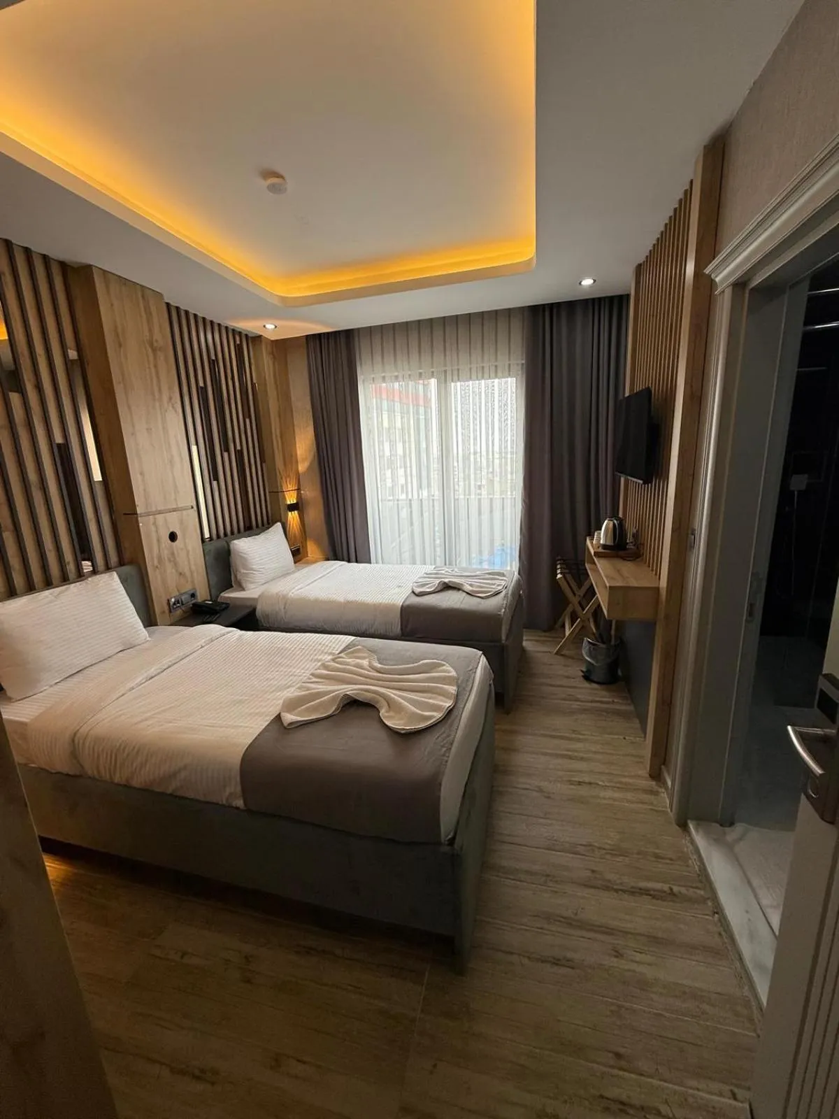 Bed in world say hotel