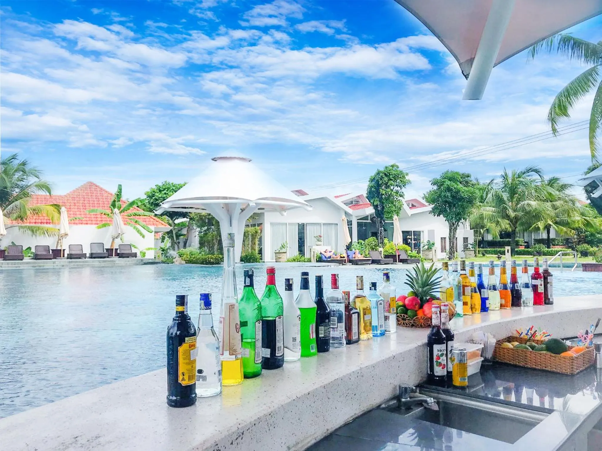 Lounge or bar in Mercury Phu Quoc Resort & Villas