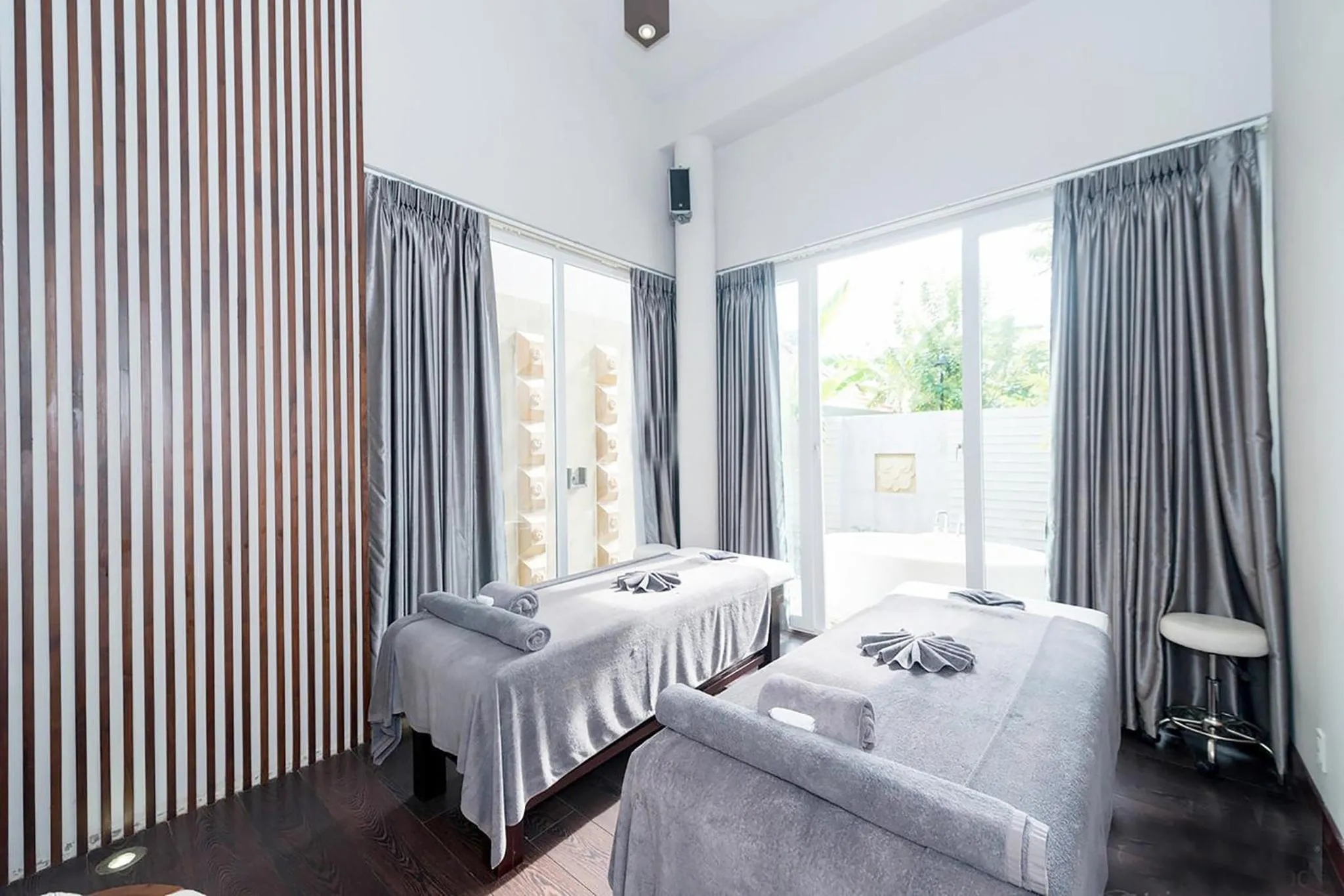 Spa and wellness centre/facilities, Bed in Mercury Phu Quoc Resort & Villas