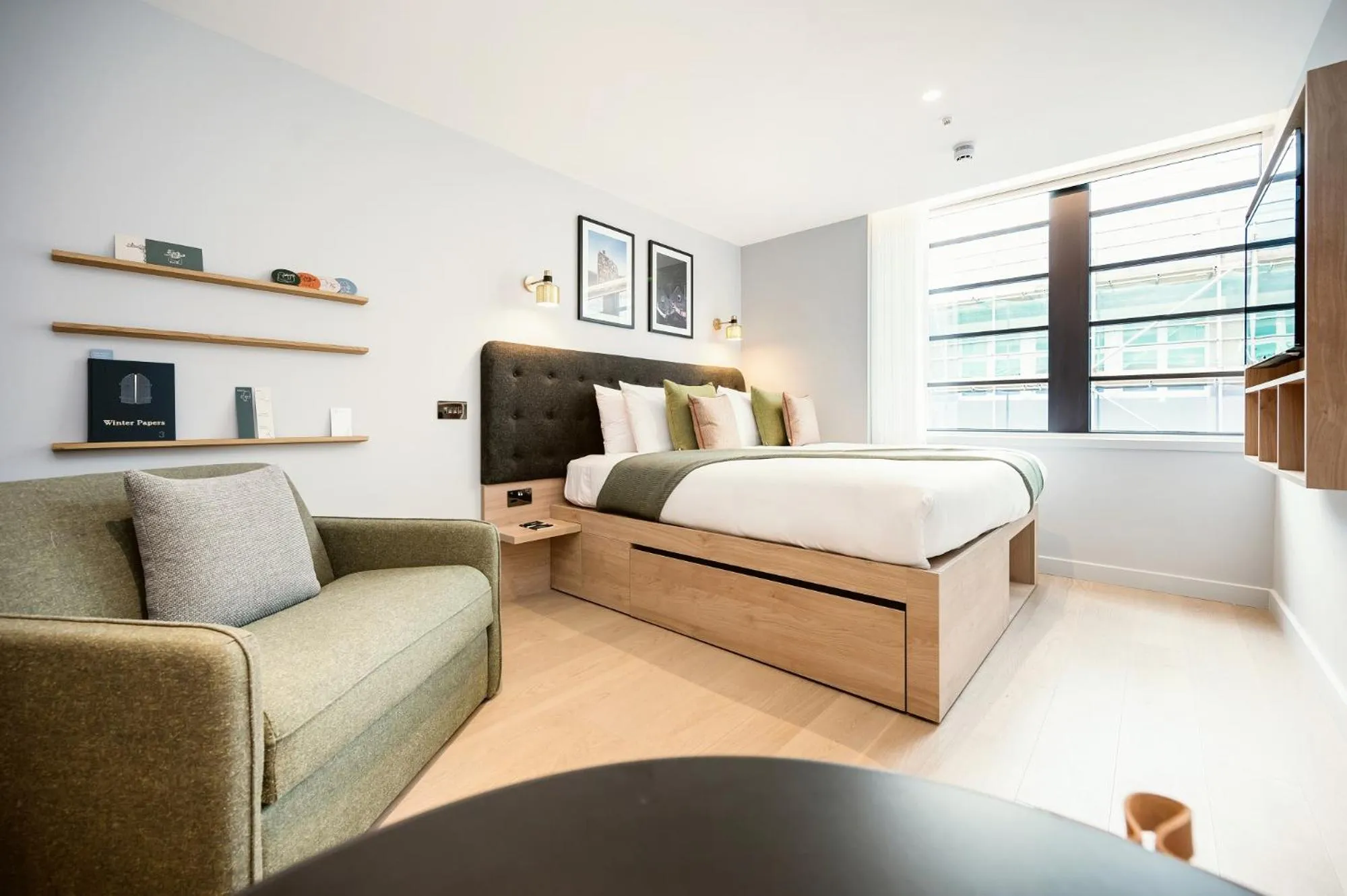 Bed in Wilde Aparthotels London Liverpool Street