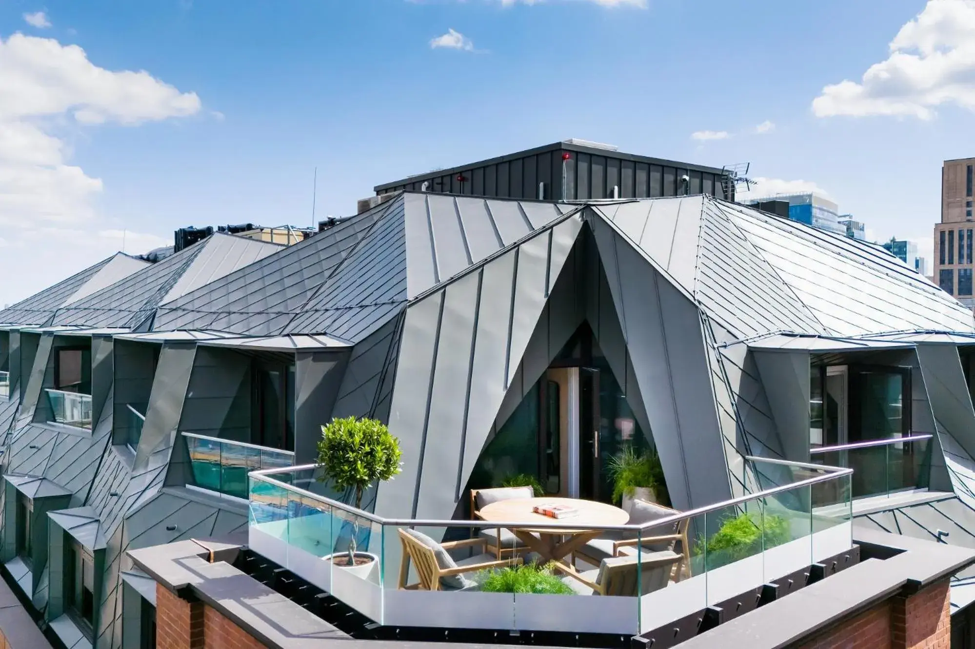 Property building in Wilde Aparthotels London Liverpool Street Property building in Wilde Aparthotels London Liverpool Street