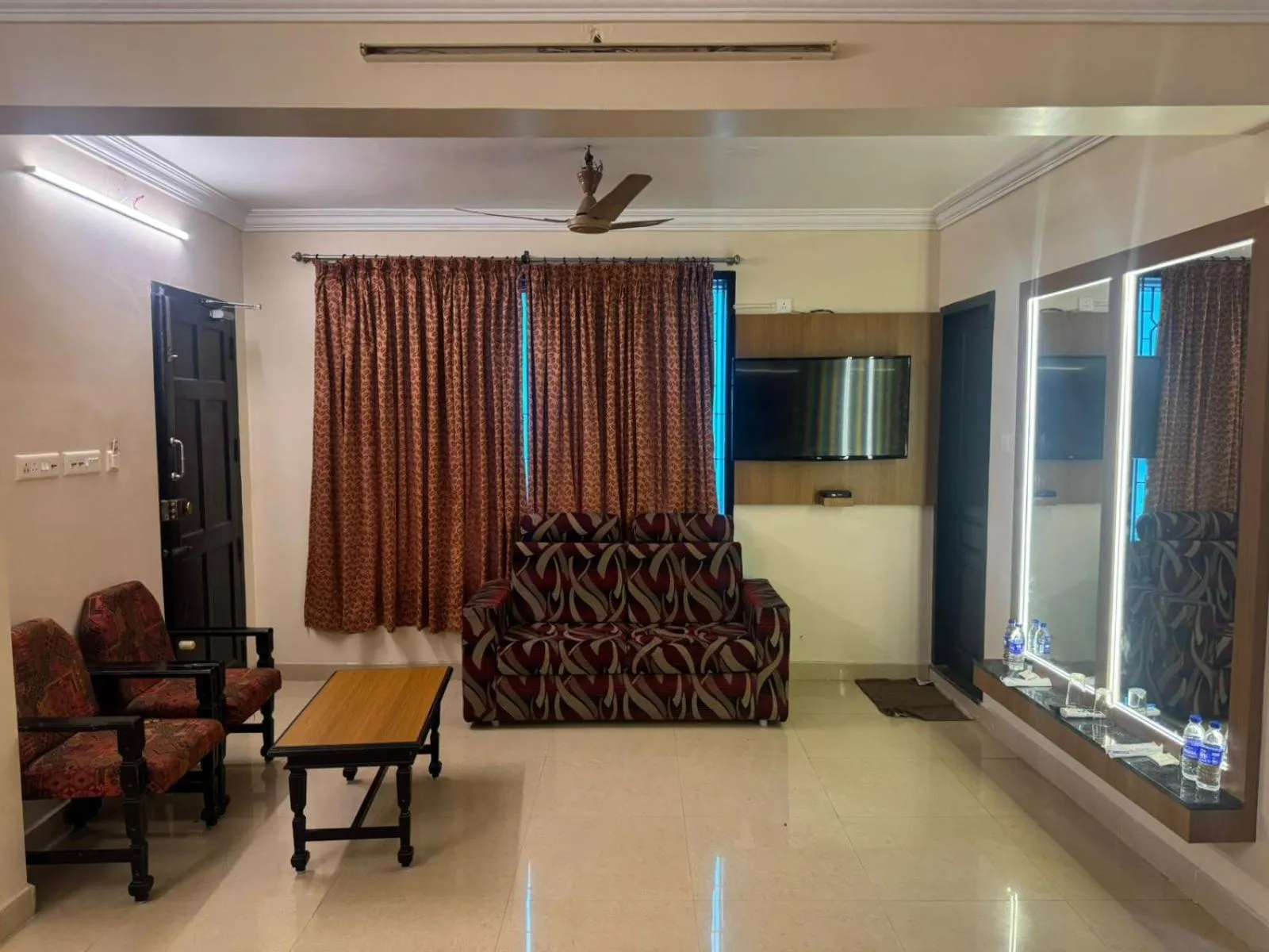 Bedroom in HOTEL SRIMANIYA