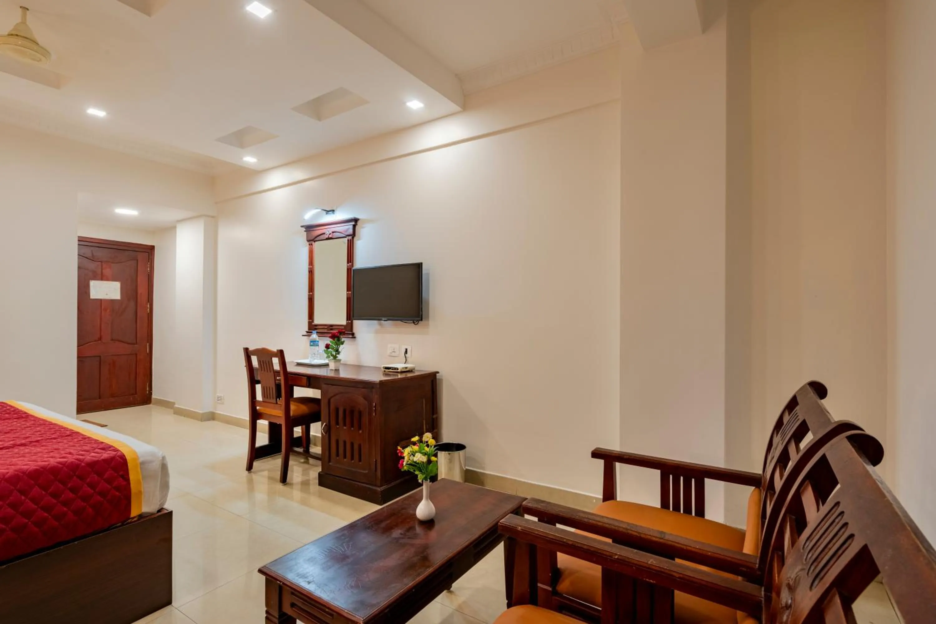 Living room, Bed in Daan Orchid Residency