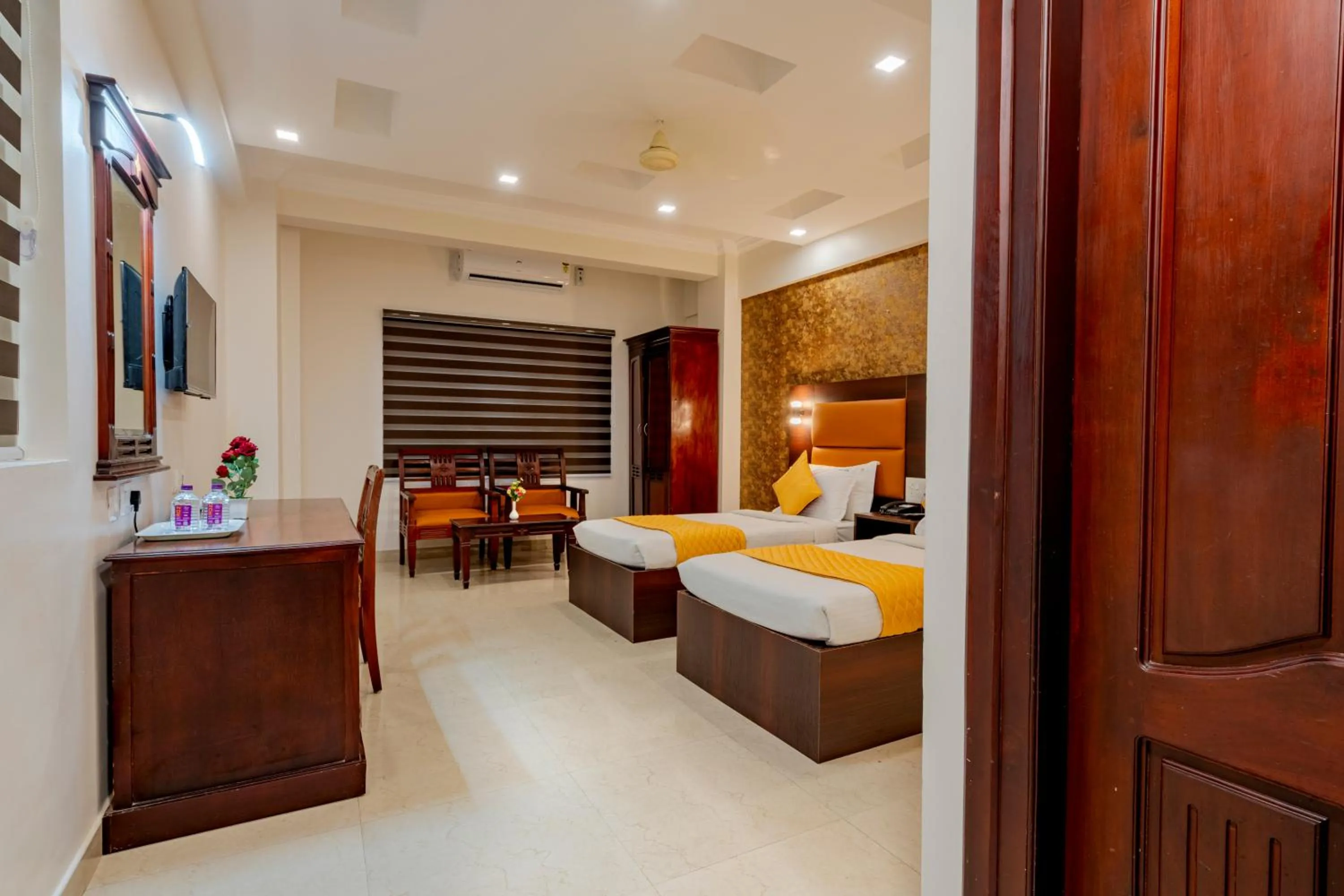 Bed in Daan Orchid Residency