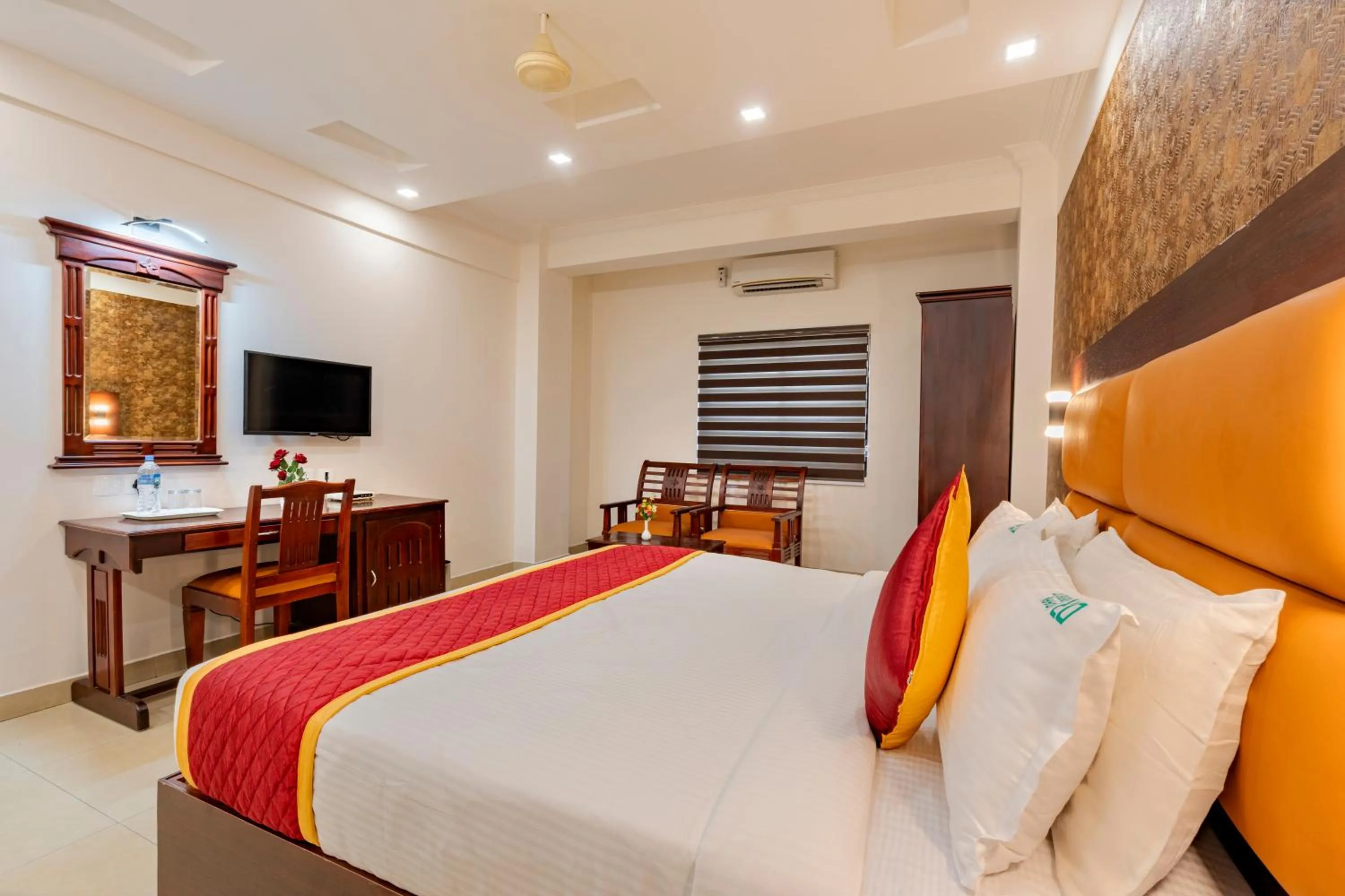 TV and multimedia, Bed in Daan Orchid Residency