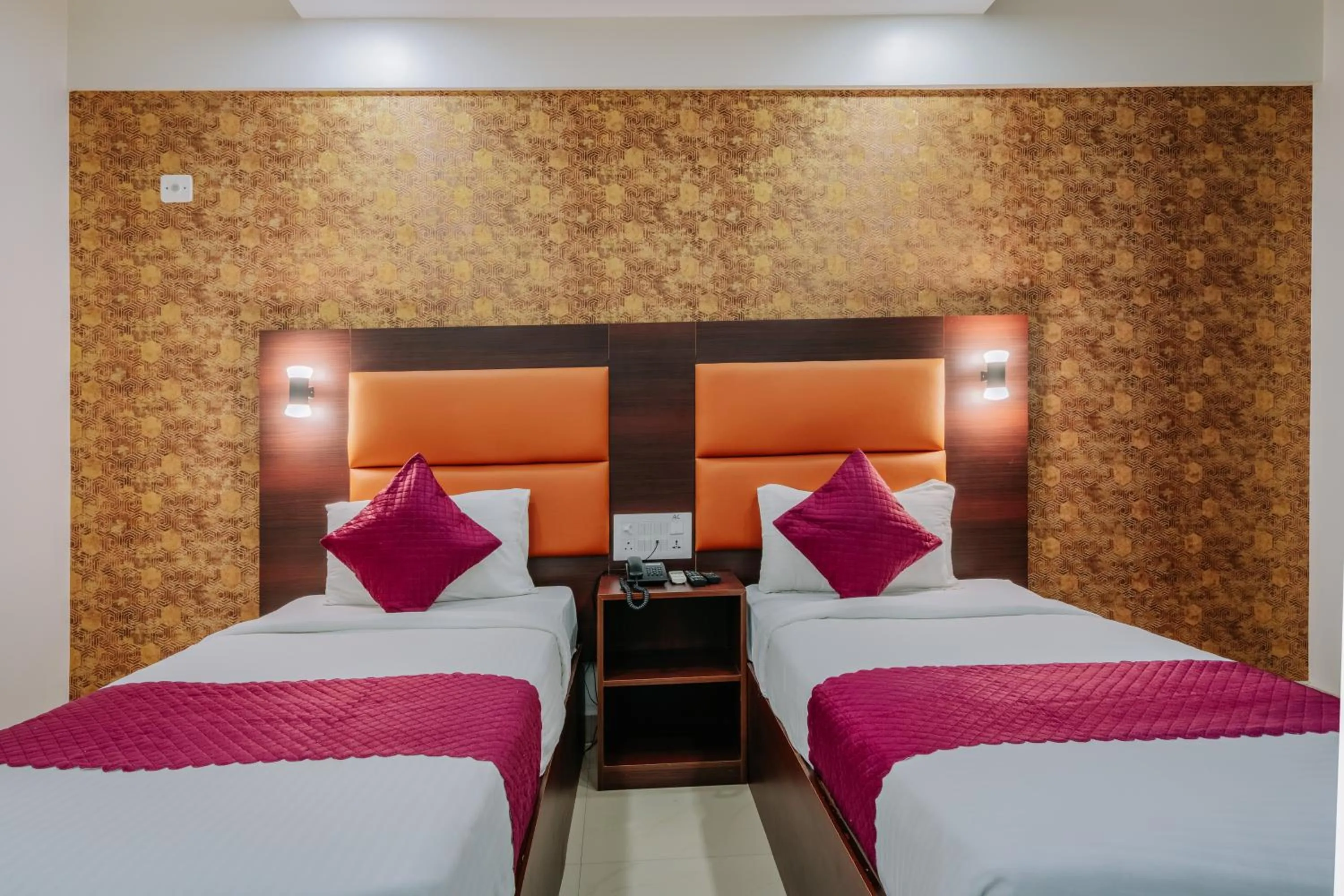 Bed in Daan Orchid Residency