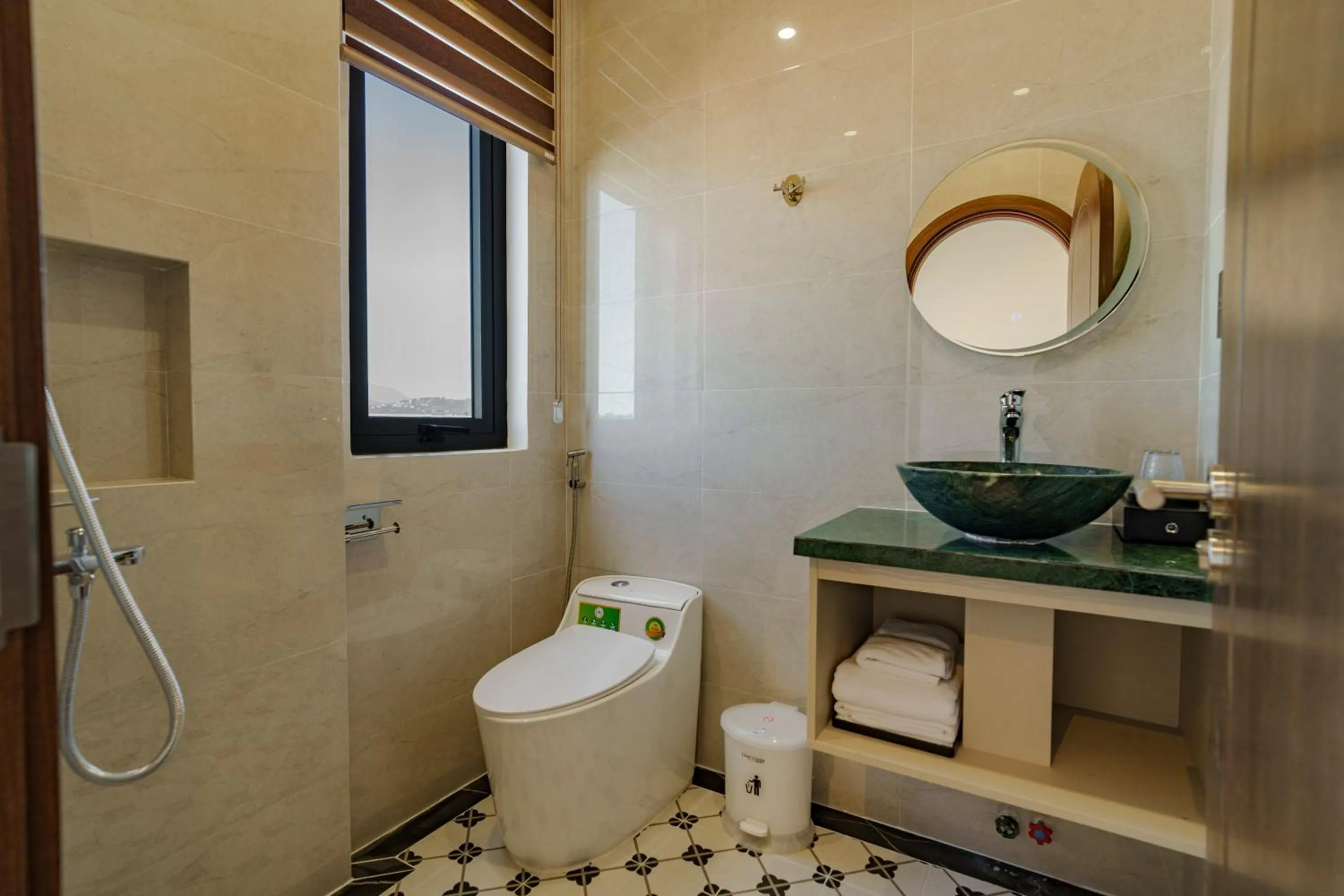 Storij Home & Coffee