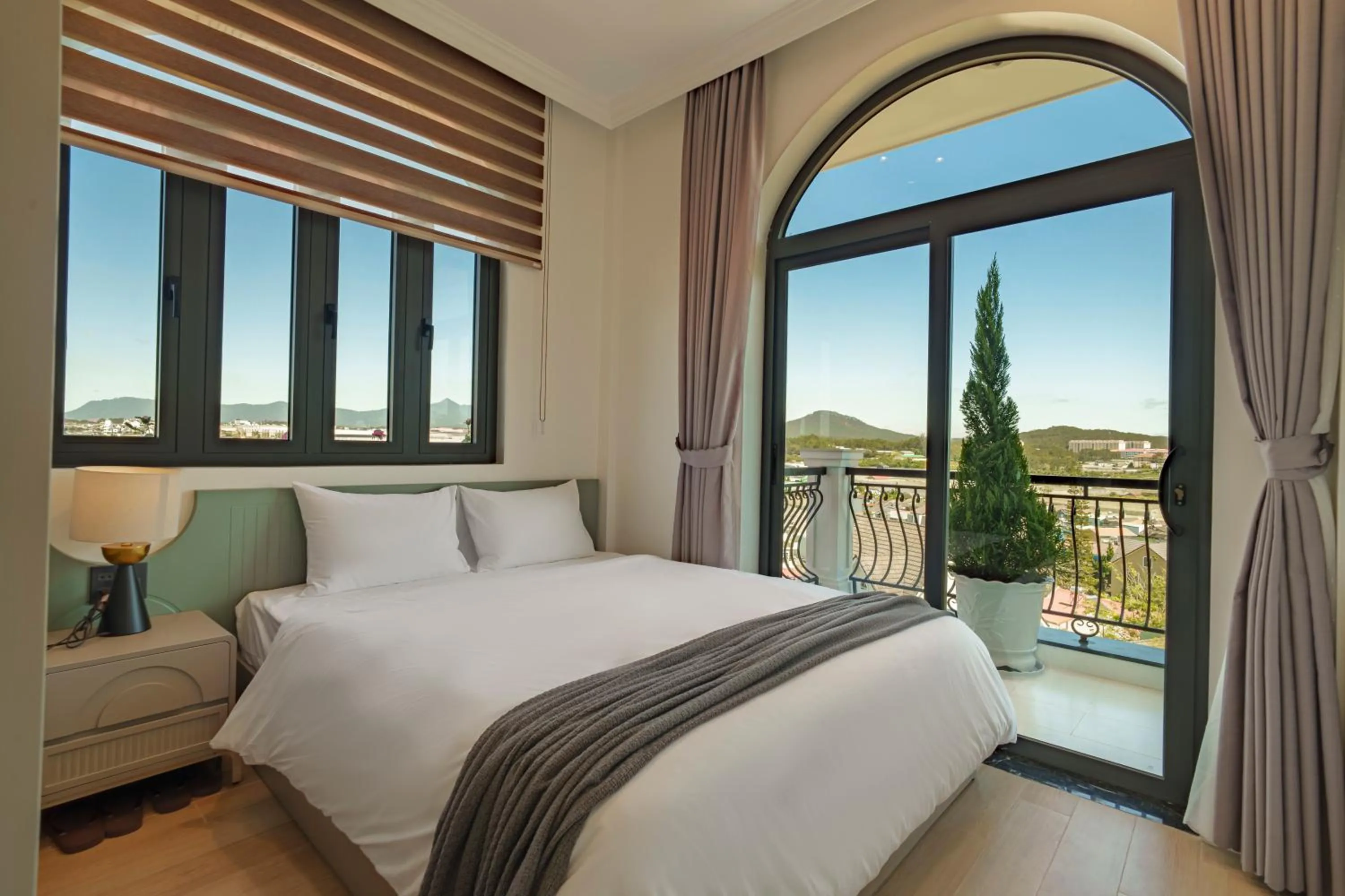 Bed in Storij Home & Coffee