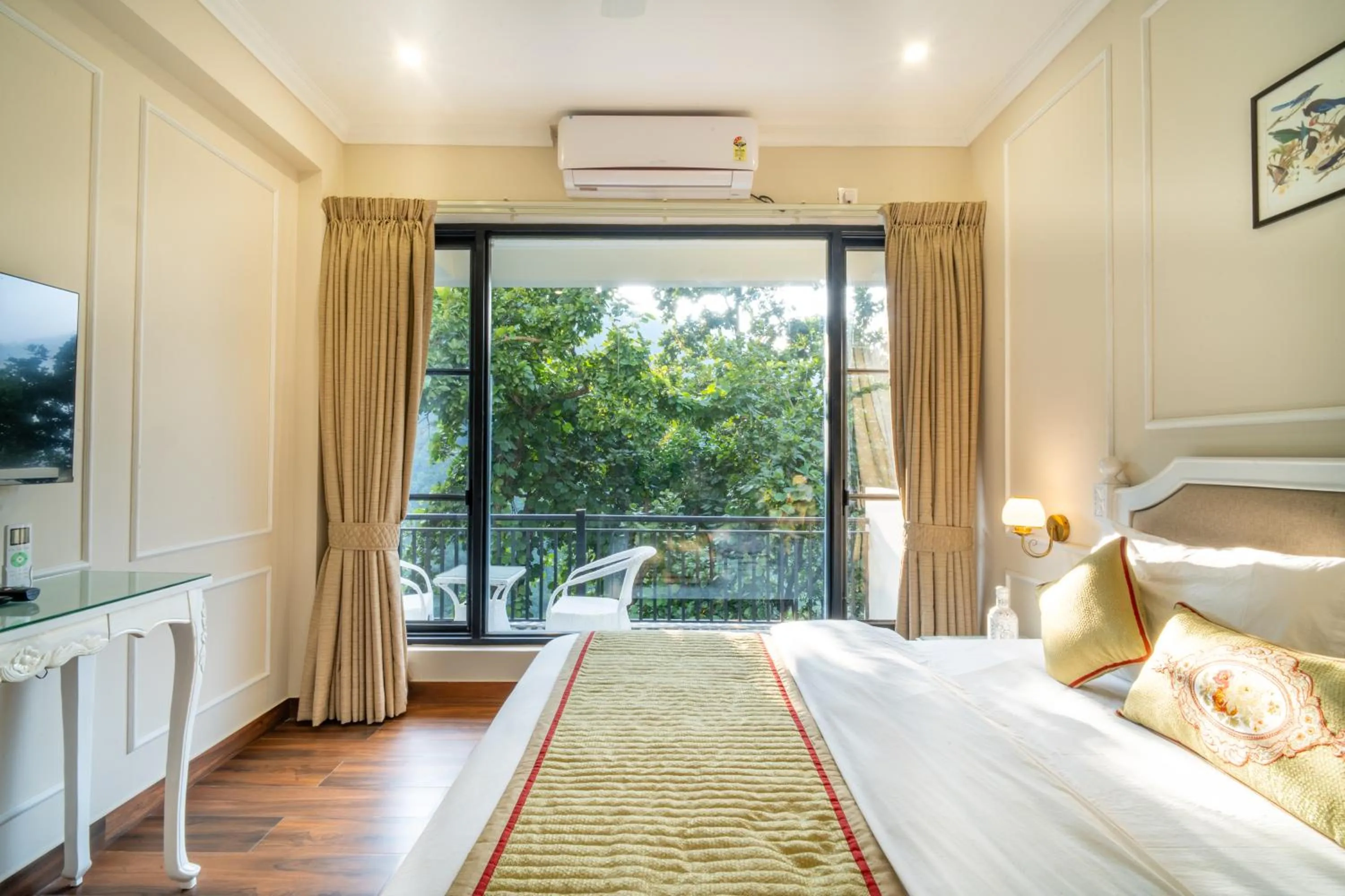 View (from property/room), Bed in Marten's Wilderness Retreat