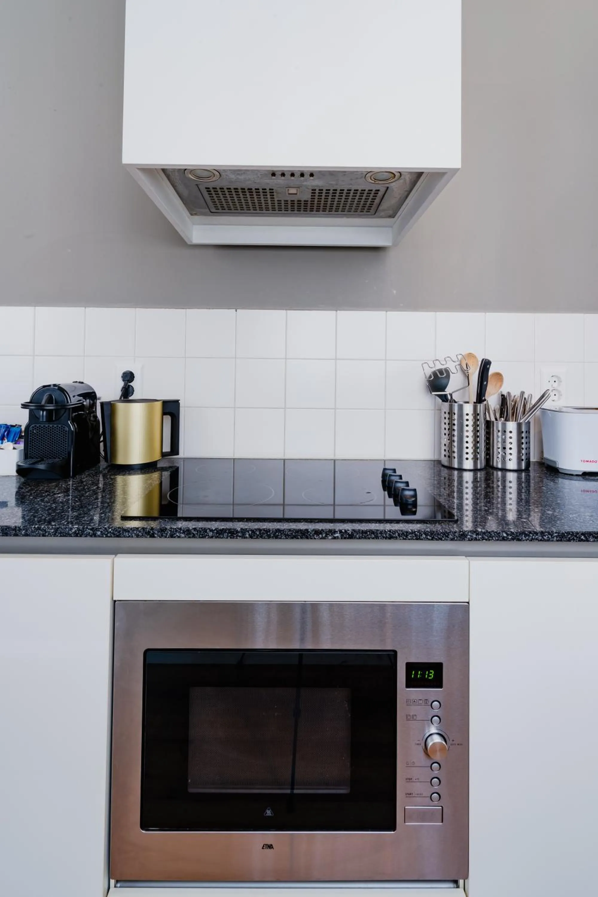 Coffee/tea facilities in Apartments De Hallen