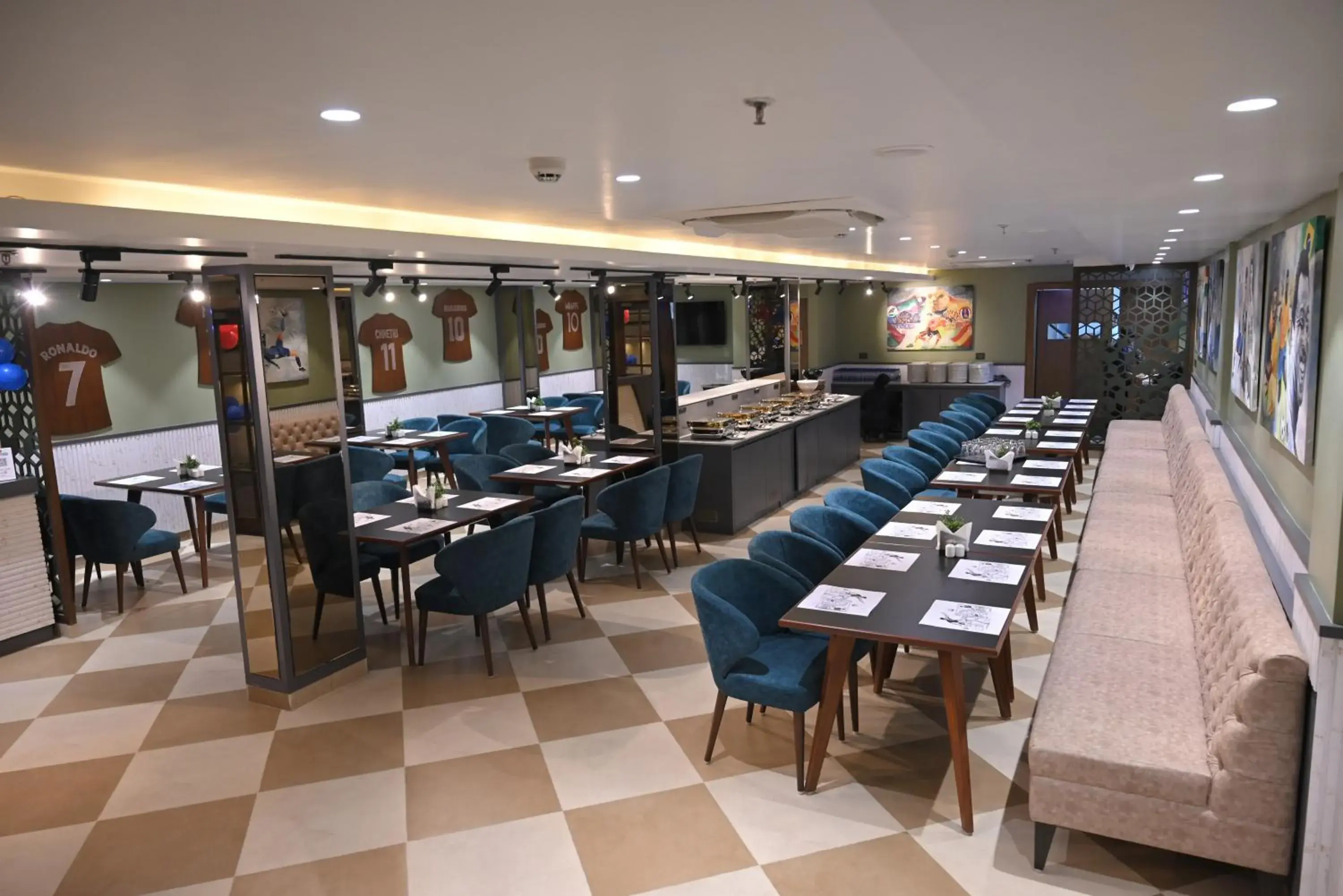 Restaurant/places to eat in Ra Vista Restaurant/places to eat in Ra Vista