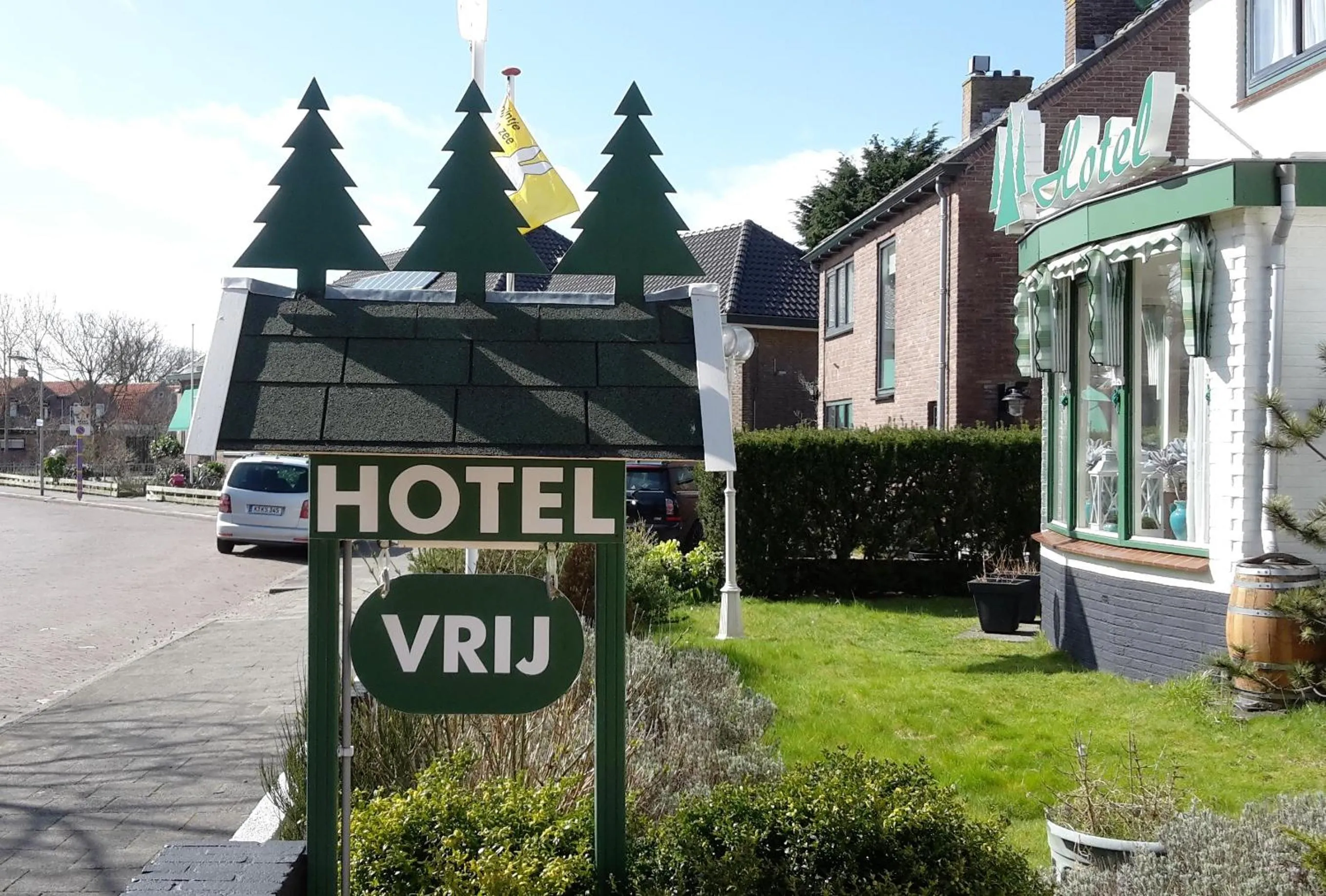 Facade/entrance in Hotel De Dennen