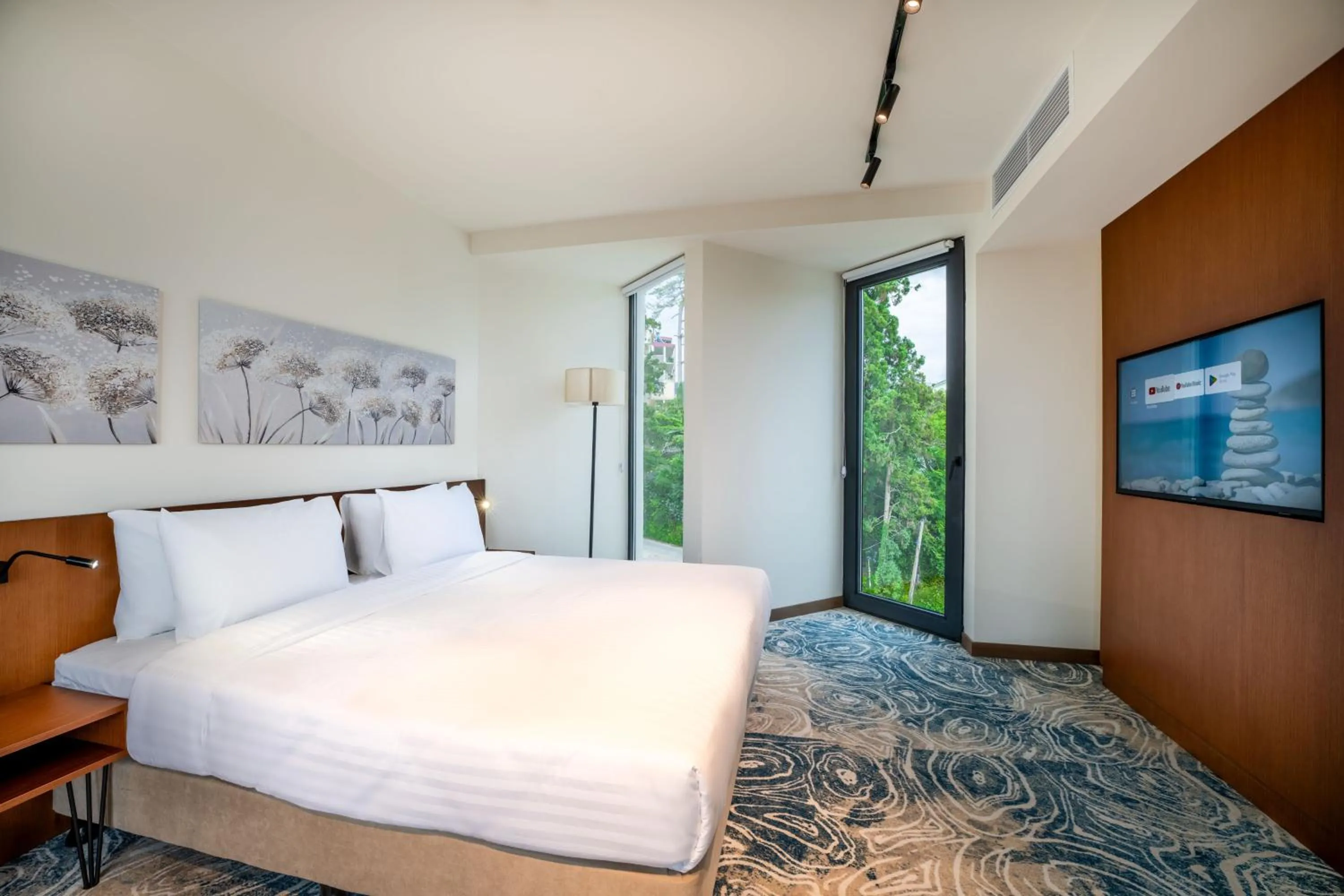 Bedroom, Bed in GREENWOOD