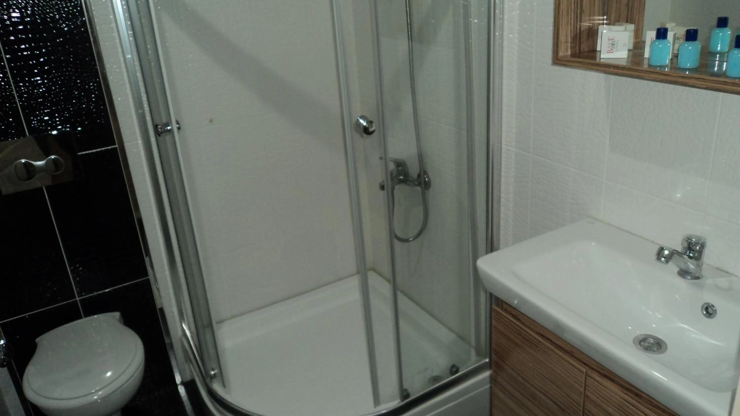 Kadikoy Bade 3 Hotel