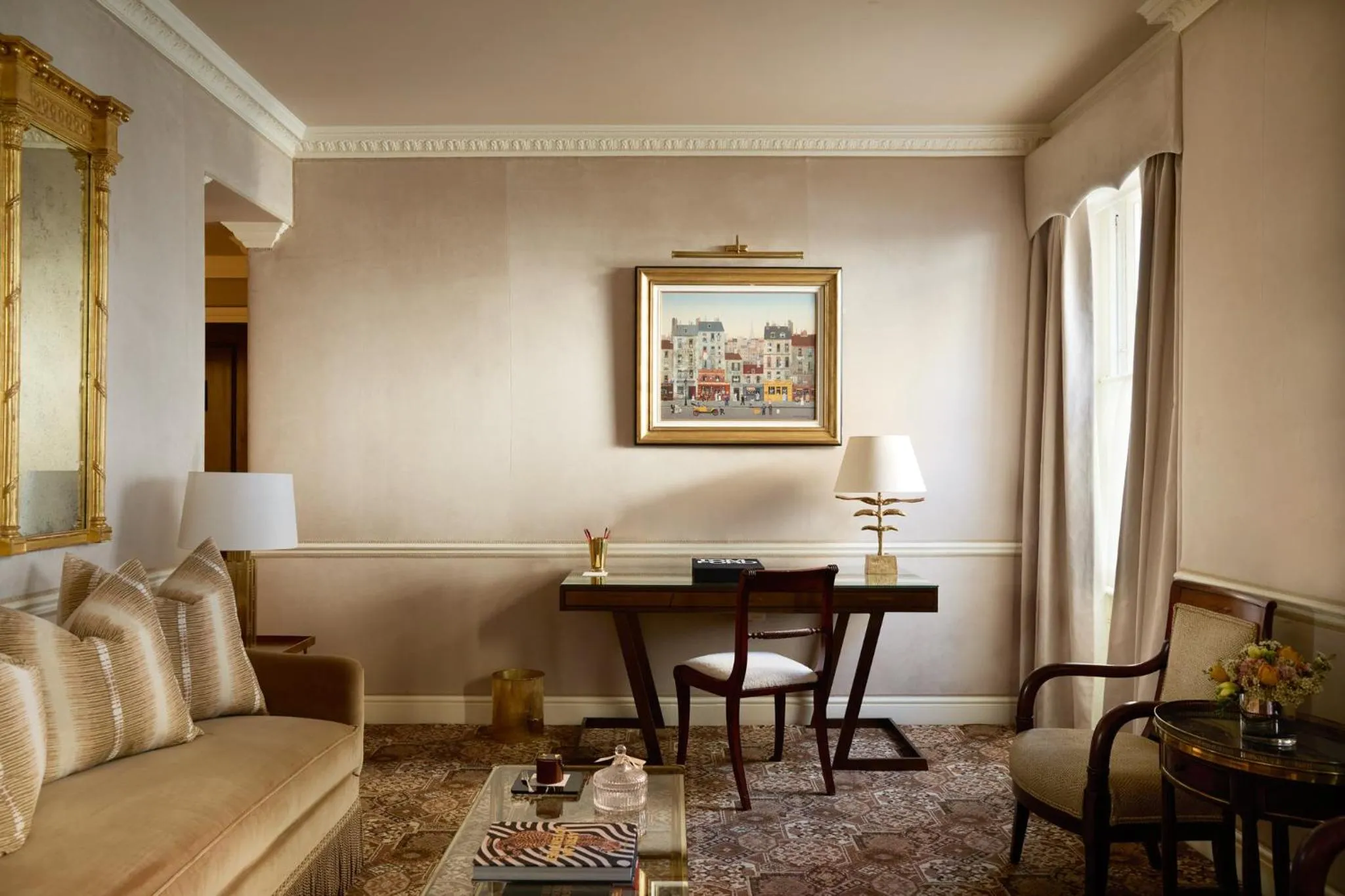 Photo of the whole room in Egerton House